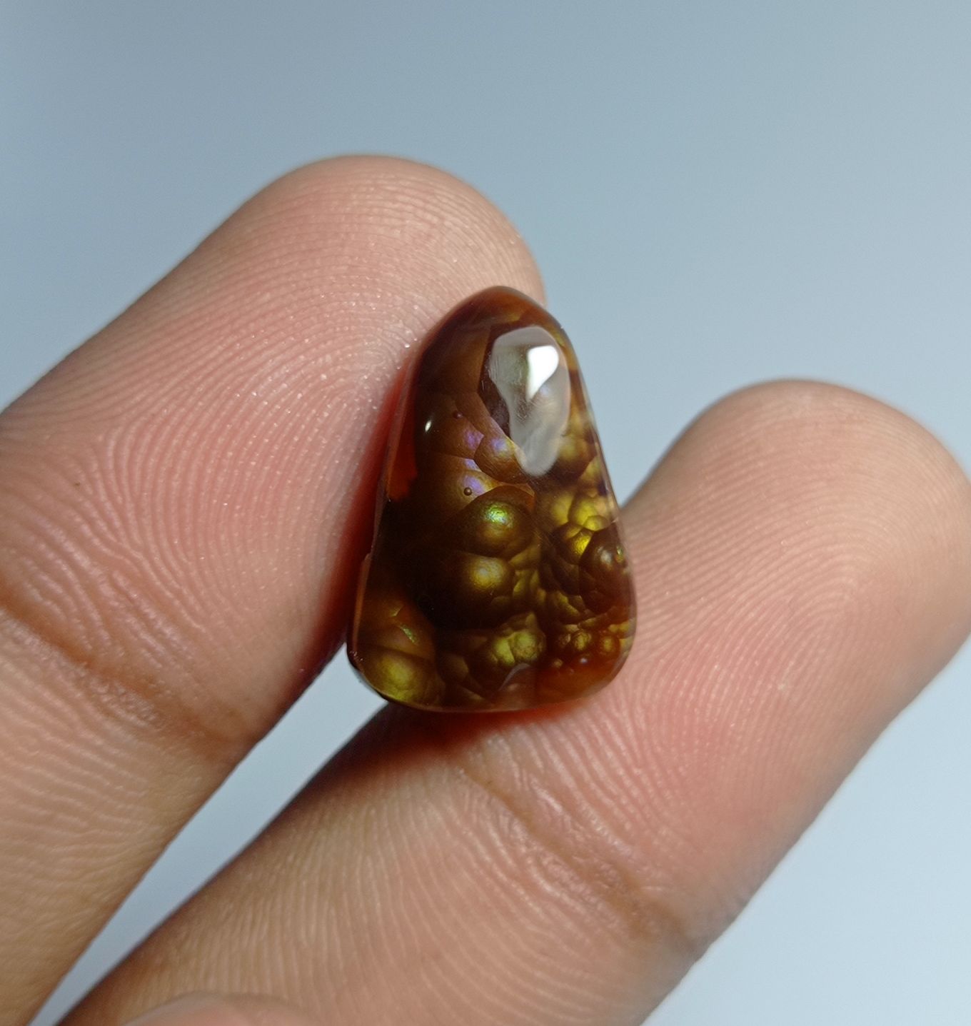 11.2ct Bubbly Fire Agate wit green purple and yellow hues - Perfect Gemstone Gift For All - Dimensions 18x13x6mm