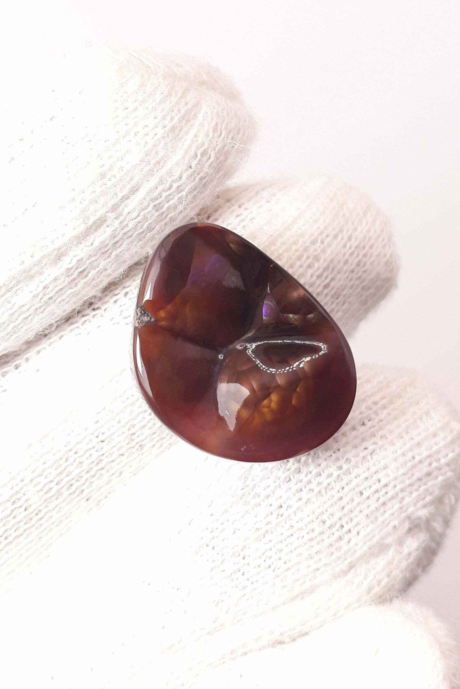 17ct Unique Purple Mexican Fire Agate,  Rare Fire Agate, Fire Agate cabochon - Rare Gemstone than Diamonds, Dimensions 20 x 15.5 mm