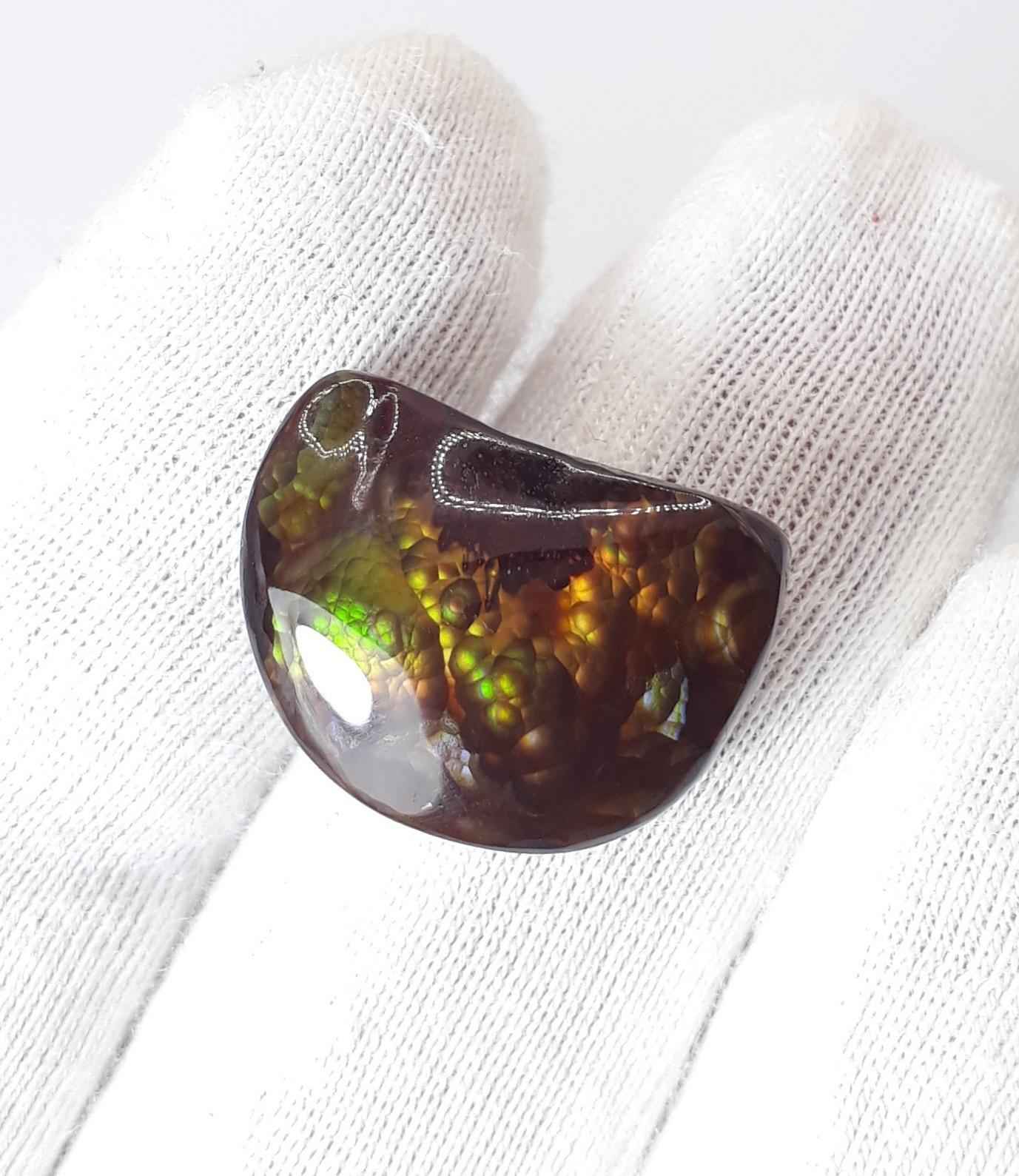 15ct Mexican Fire Agate, Fire Agate cabochon - Perfect gemstone Gift, Suitable for any Jewelry item, Rare Gemstone than Diamonds, Dimensions 18 x 13.7 mm