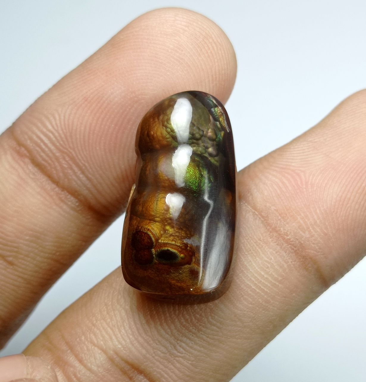 24.1ct Rare Fire Agate with multiple Fires - Dimensions 25x13x8mm