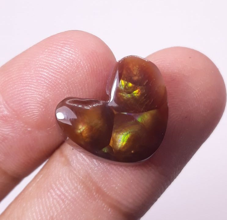 12ct Heart-shaped Rare Fire Agate Cabochon,  Dimensions 17x14mm