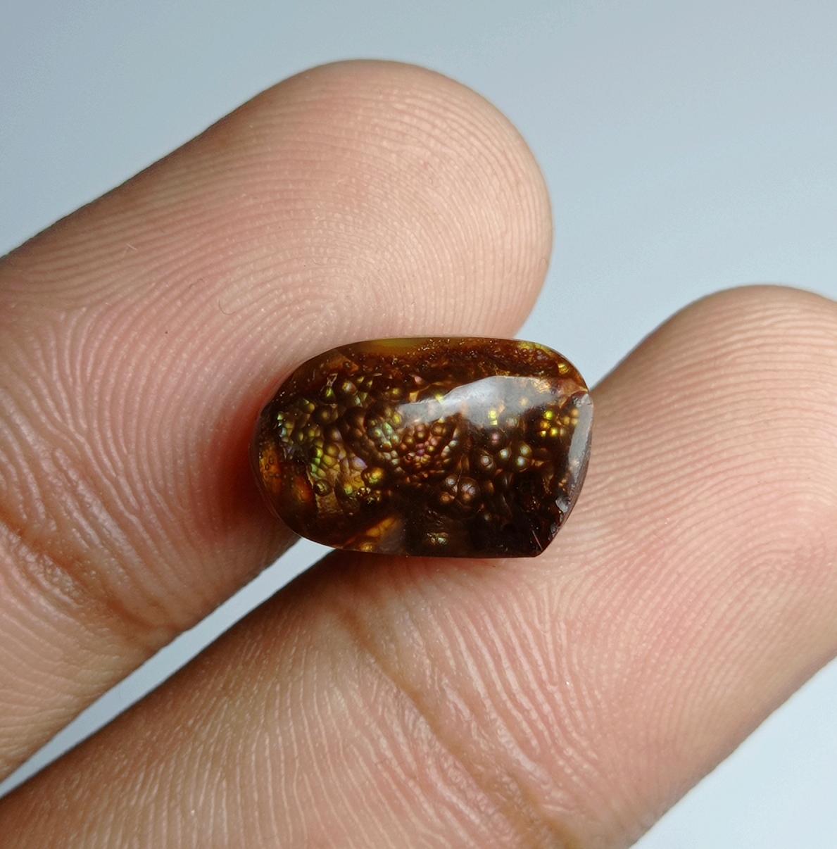 6.7ct Mexican Bubbly Fire Agate, Dimensions 14x9x6mm