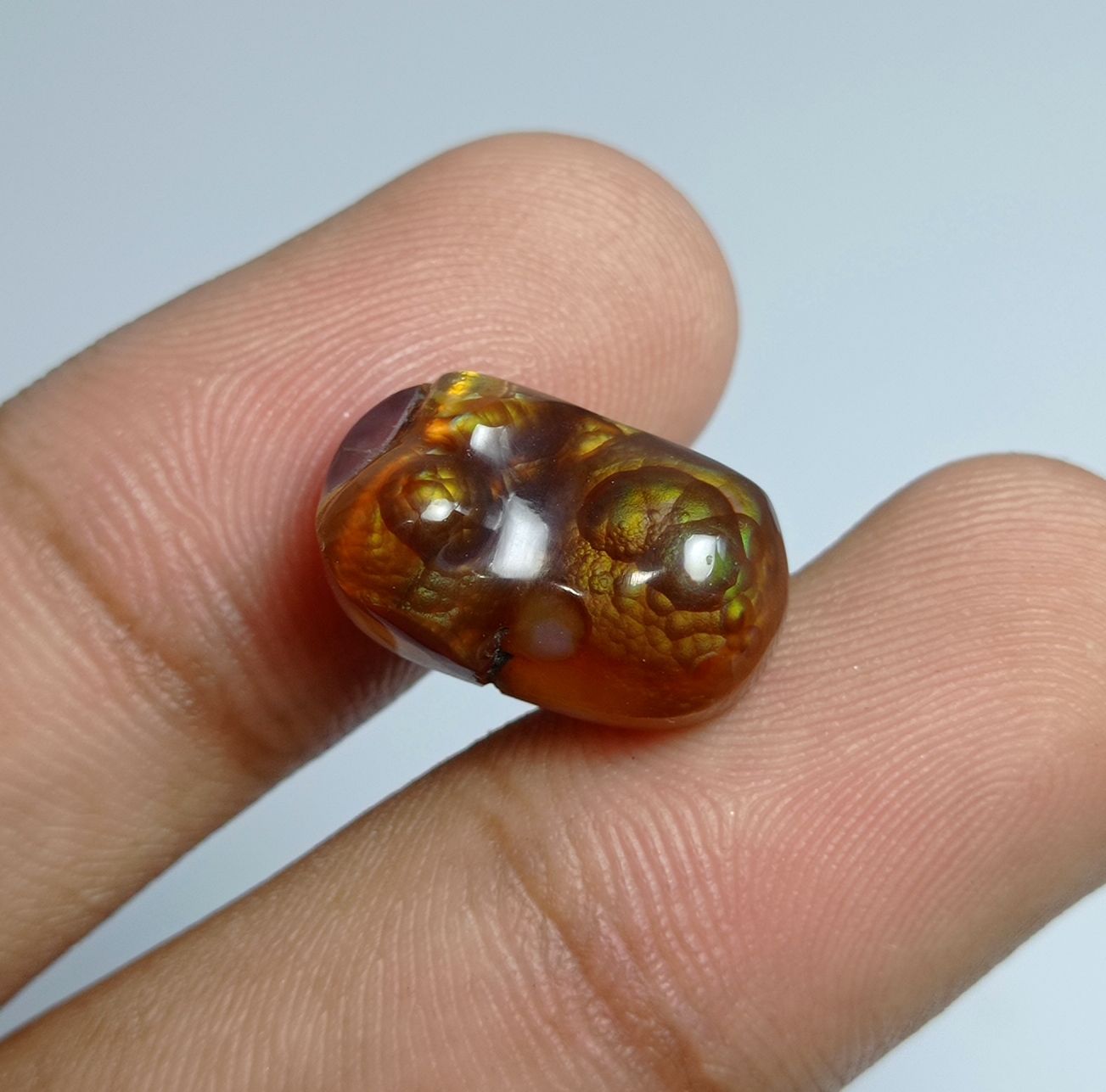 11.7ct Mexican Fire Agate, Carved Fire Agate, Dimensions 17x10x8mm