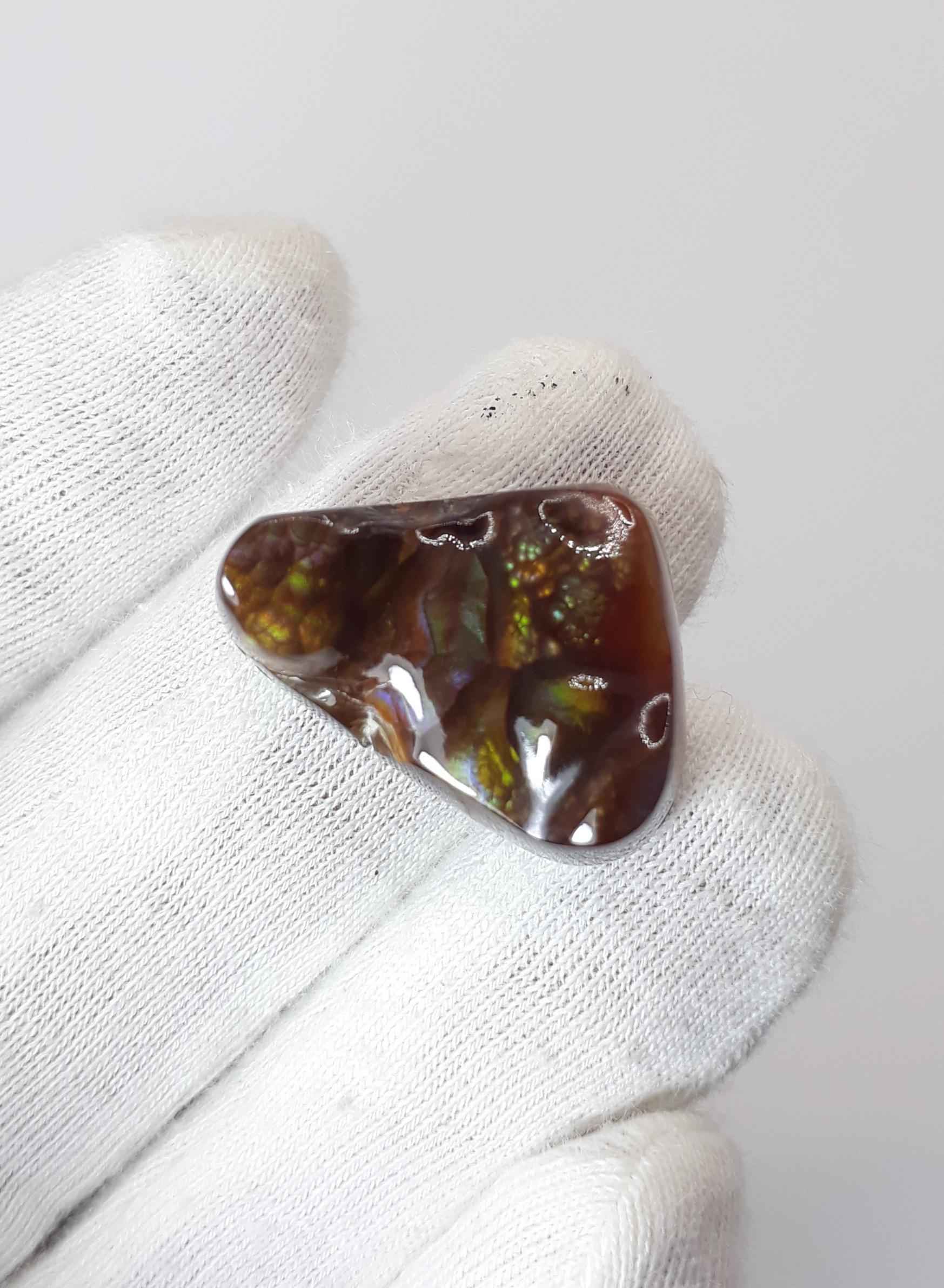 19.2ct Multi Color Curved Fire Agate, Rare Fire Agate - Perfect gemstone Gift, Rare Gemstone than Diamonds, Dimensions 22 x 16.5 mm