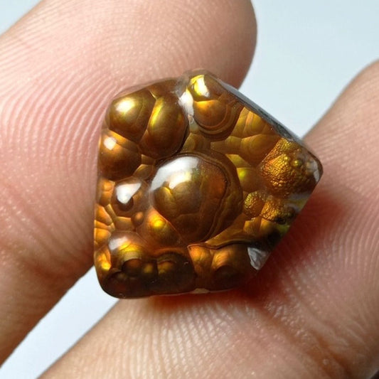 12.5ct Mexican Bubbly Fire Agate - Dimensions 18x16x6mm