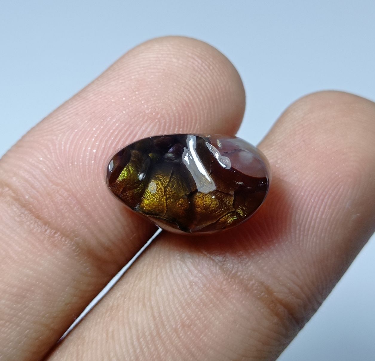 10.4ct Bubbly Fire Agate - Agata De Feugo is rarer gemstone than Diamonds - Dimensions 17x11x7mm