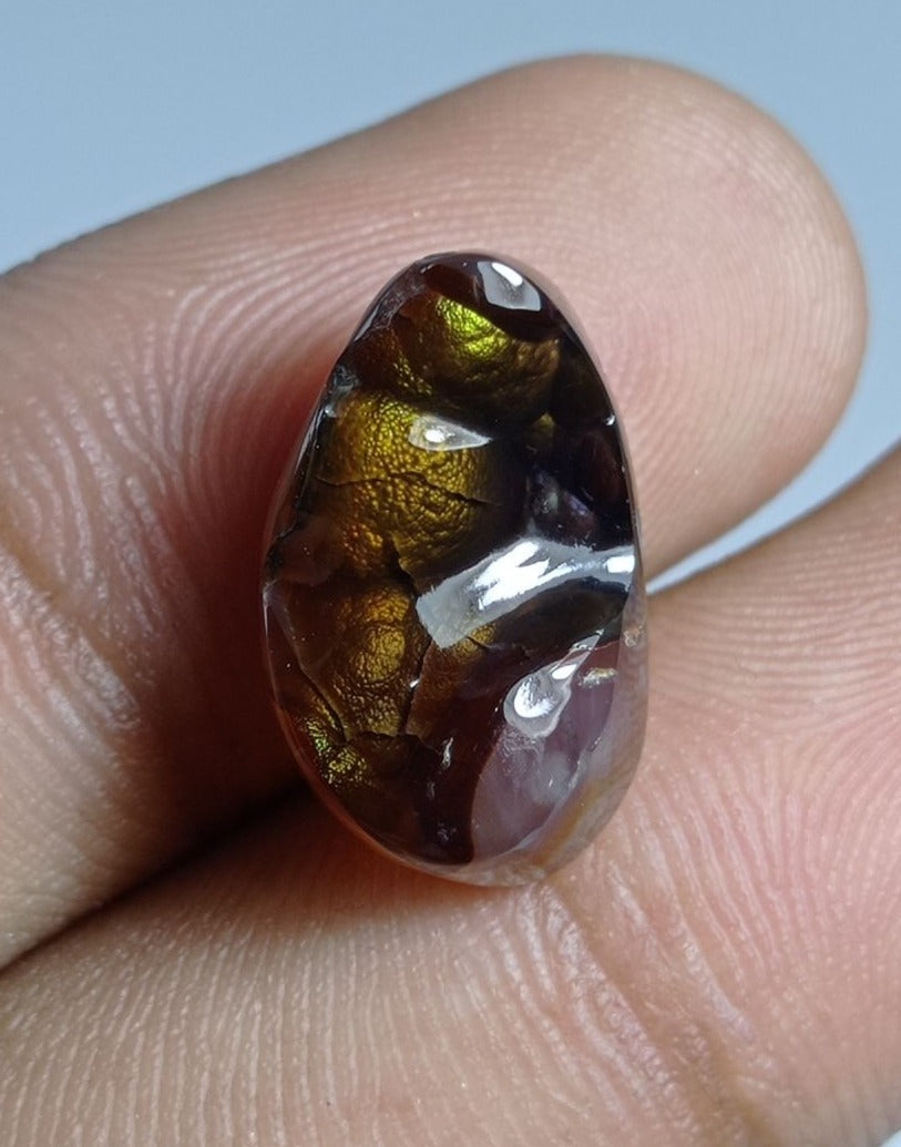10.4ct Bubbly Fire Agate - Agata De Feugo is rarer gemstone than Diamonds - Dimensions 17x11x7mm