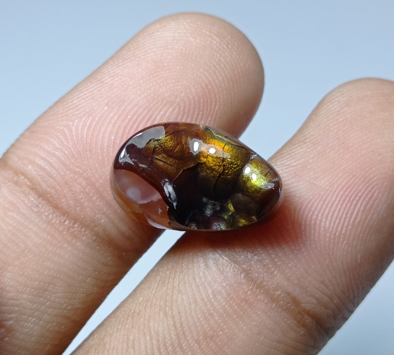 10.4ct Bubbly Fire Agate - Agata De Feugo is rarer gemstone than Diamonds - Dimensions 17x11x7mm