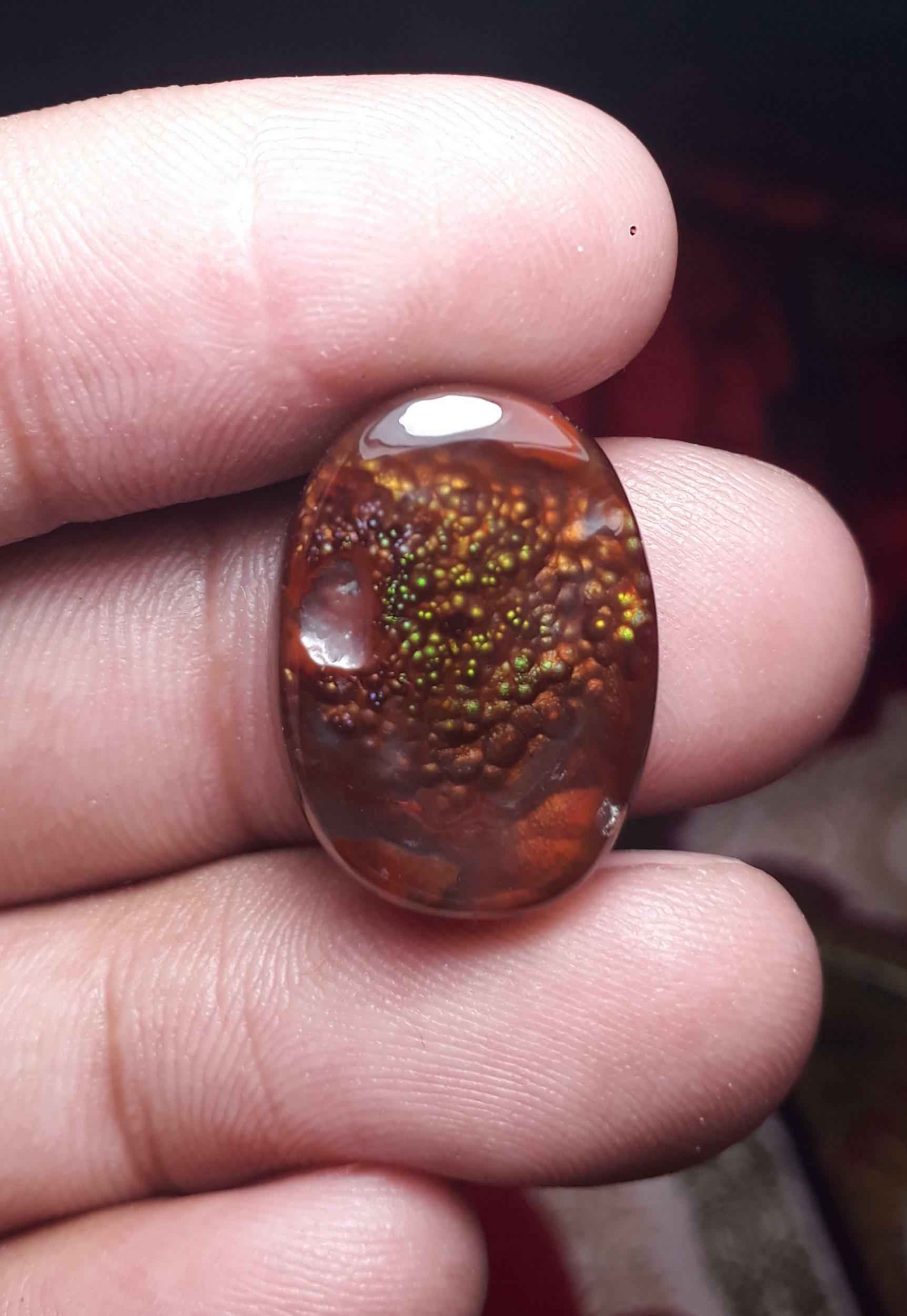 21.5ct Colorful Bubbly Fire Agate,  Rare Fire Agate - Perfect gemstone Gift, Rare Gemstone than Diamonds, Dimensions 21 x 16 mm
