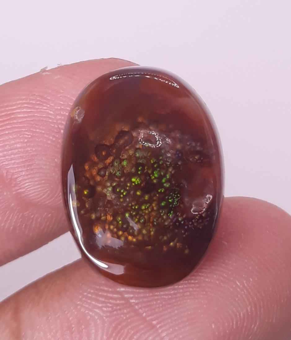 21.5ct Colorful Bubbly Fire Agate,  Rare Fire Agate - Perfect gemstone Gift, Rare Gemstone than Diamonds, Dimensions 21 x 16 mm