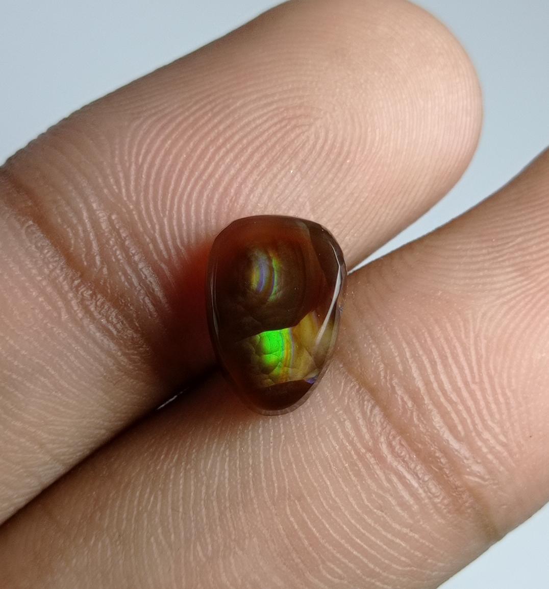 Natural Pear Fire Agate,weight-3.4ct- Dimensions 11x8x4mm