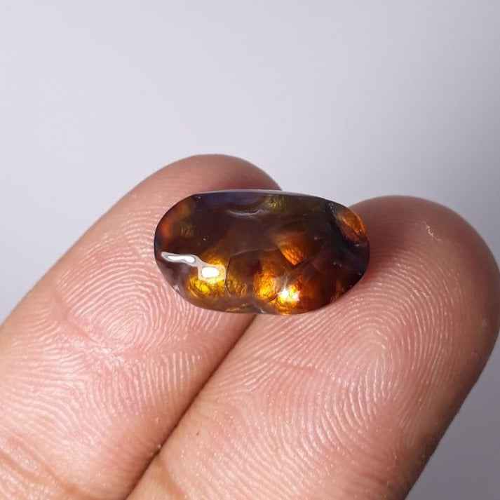7.4ct Mexican Fire Agate,  Rare Fire Agate - Aatshi Aqeeq - Dimensions 15x9mm