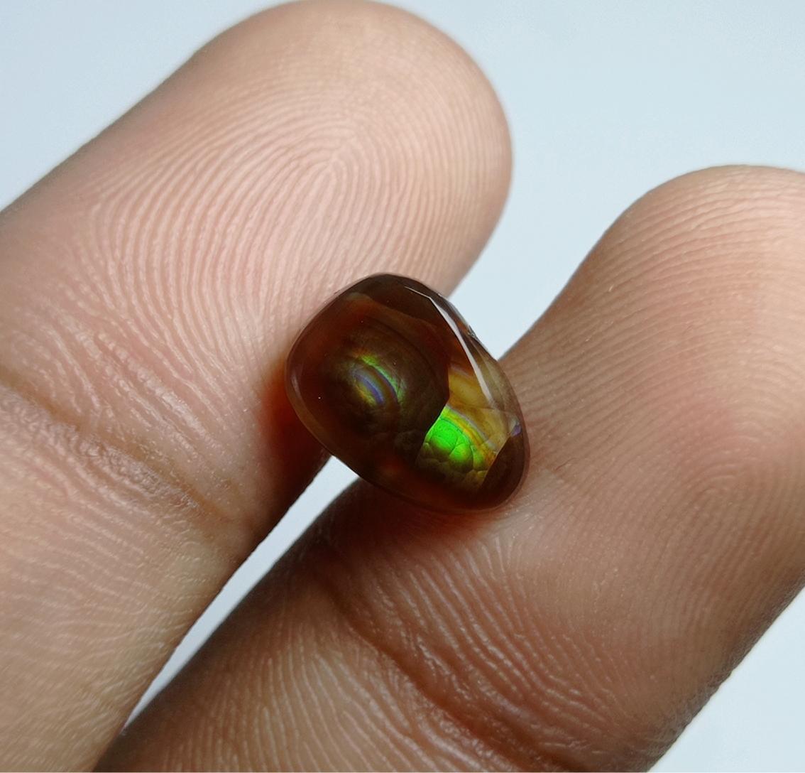 Natural Pear Fire Agate,weight-3.4ct- Dimensions 11x8x4mm