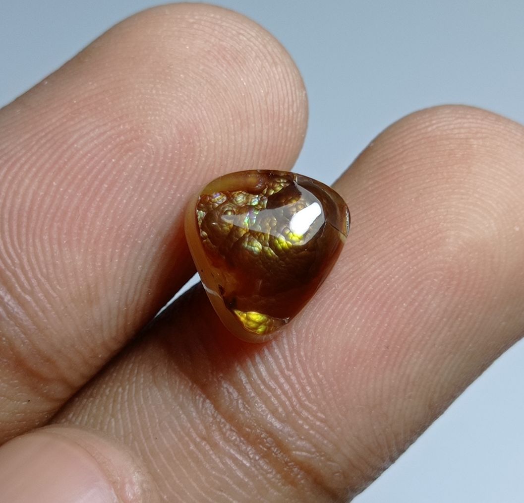 5.1ct Natural Unique Fire Agate - More rarer shade in Agata De Feugo , Dimensions 10.5x10x5.5mm