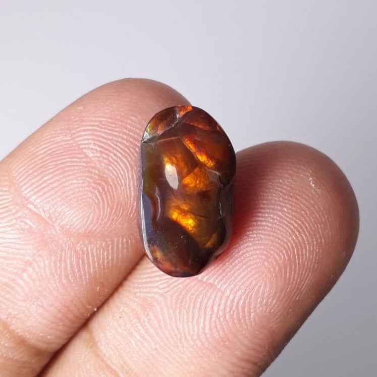 7.4ct Mexican Fire Agate,  Rare Fire Agate - Aatshi Aqeeq - Dimensions 15x9mm