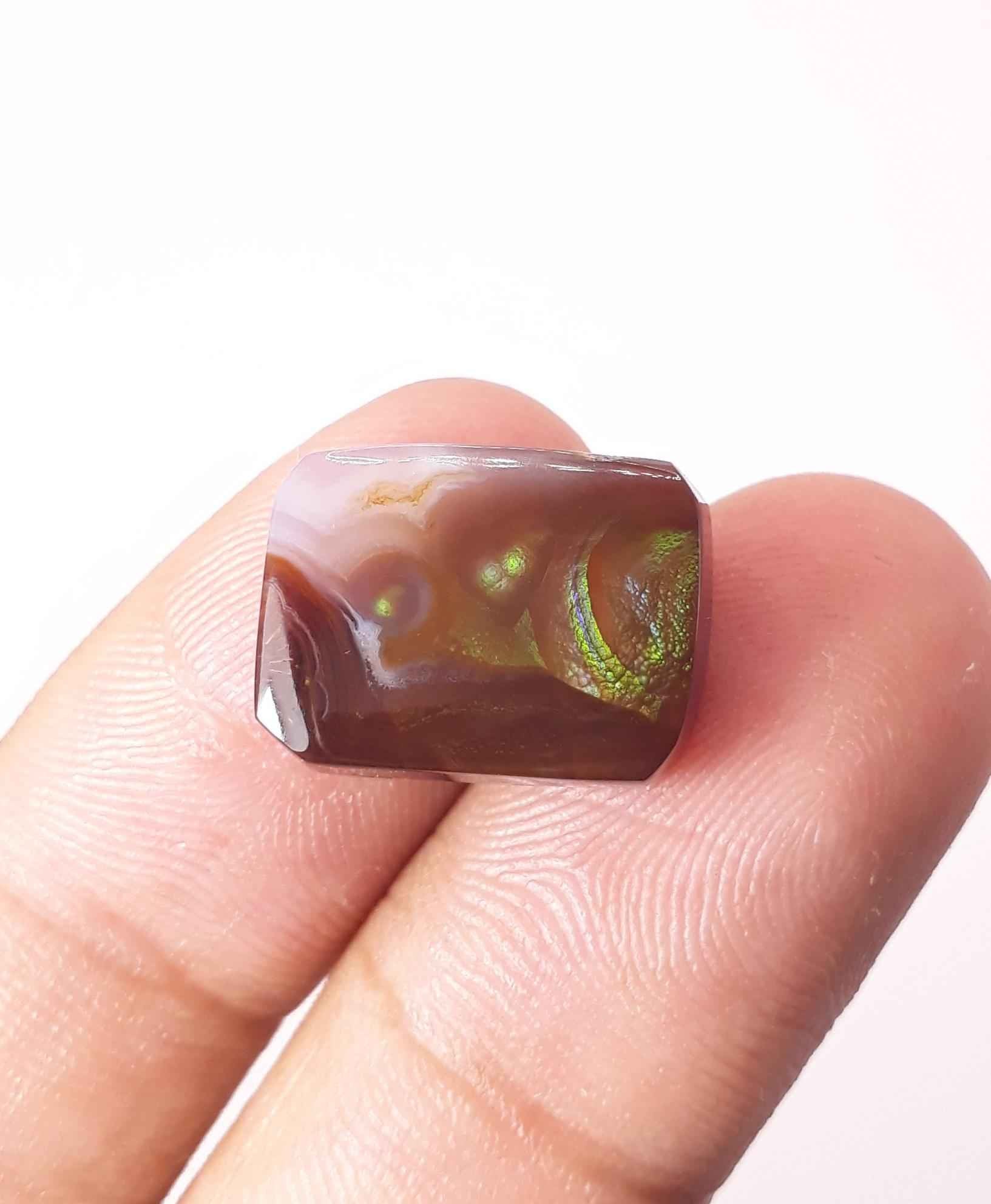 13.7ct Mexican Fire Agate,  Green Fire Agate - Perfect gemstone Gift, Rectangular Fire Agate, Rare Gemstone than Diamonds, Dimensions 17 x 12.5 mm