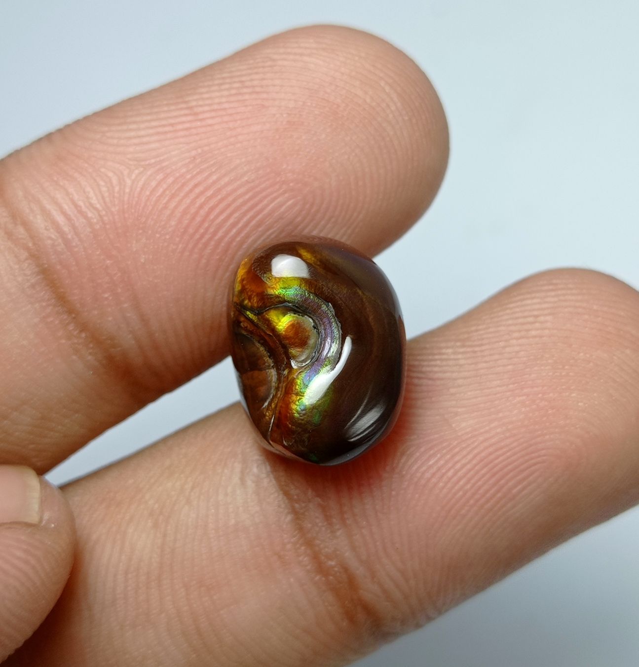 10ct Unique Rainbow Mexican Fire Agate -  Dimensions 14x10x8mm