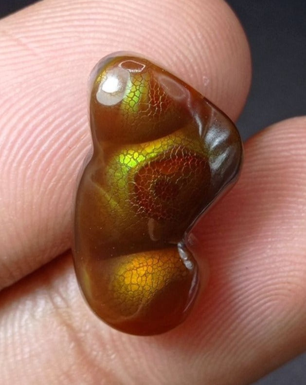 12.6ct Dragon Skin Fire Agate,  Rare Fire Agate, Rare Gemstone than Diamonds, Dimensions 21x12x6mm