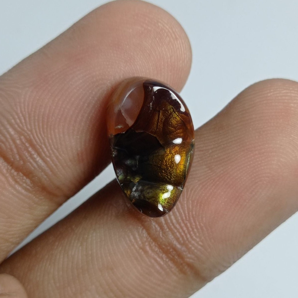 10.4ct Bubbly Fire Agate - Agata De Feugo is rarer gemstone than Diamonds - Dimensions 17x11x7mm