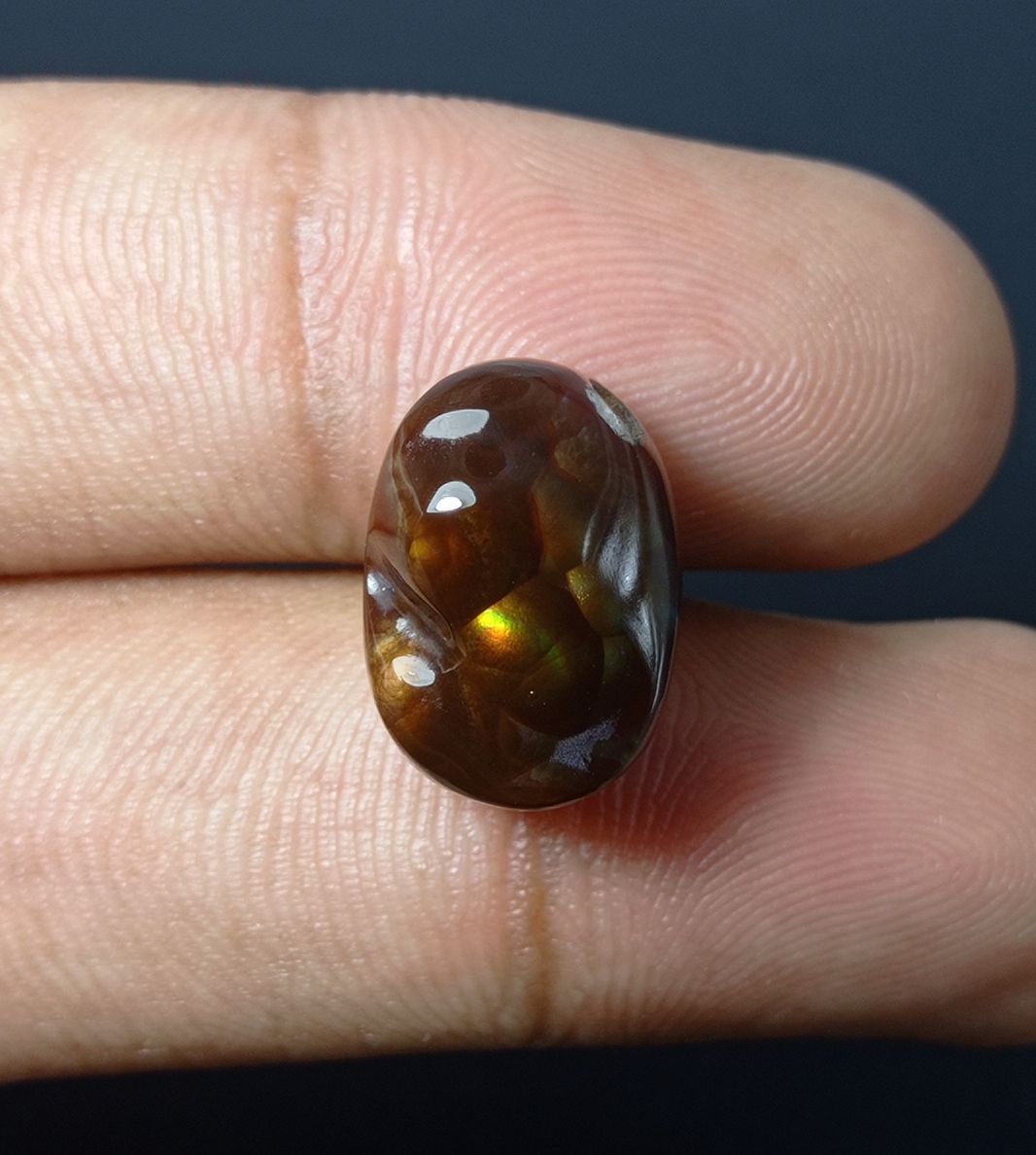 13.45ct Natural Bubbly Mexican Fire Agate,  Rare Fire Agate, Perfect gemstone Gift, Rare Gemstone than Diamonds, Dimensions 16x12x9mm