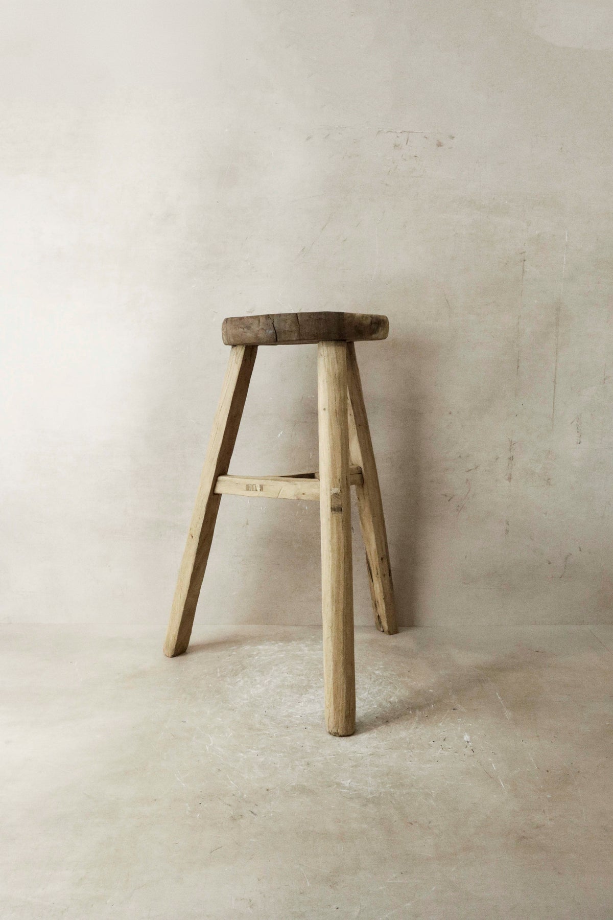 Vintage Rustic Elm Wood Stool - Round - No 26