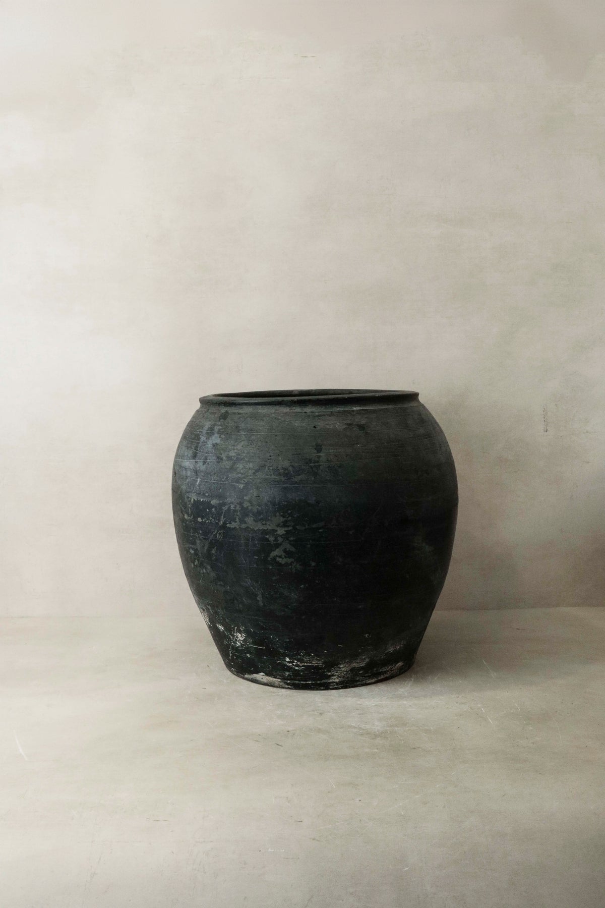 Vintage Dark Pot n° 017