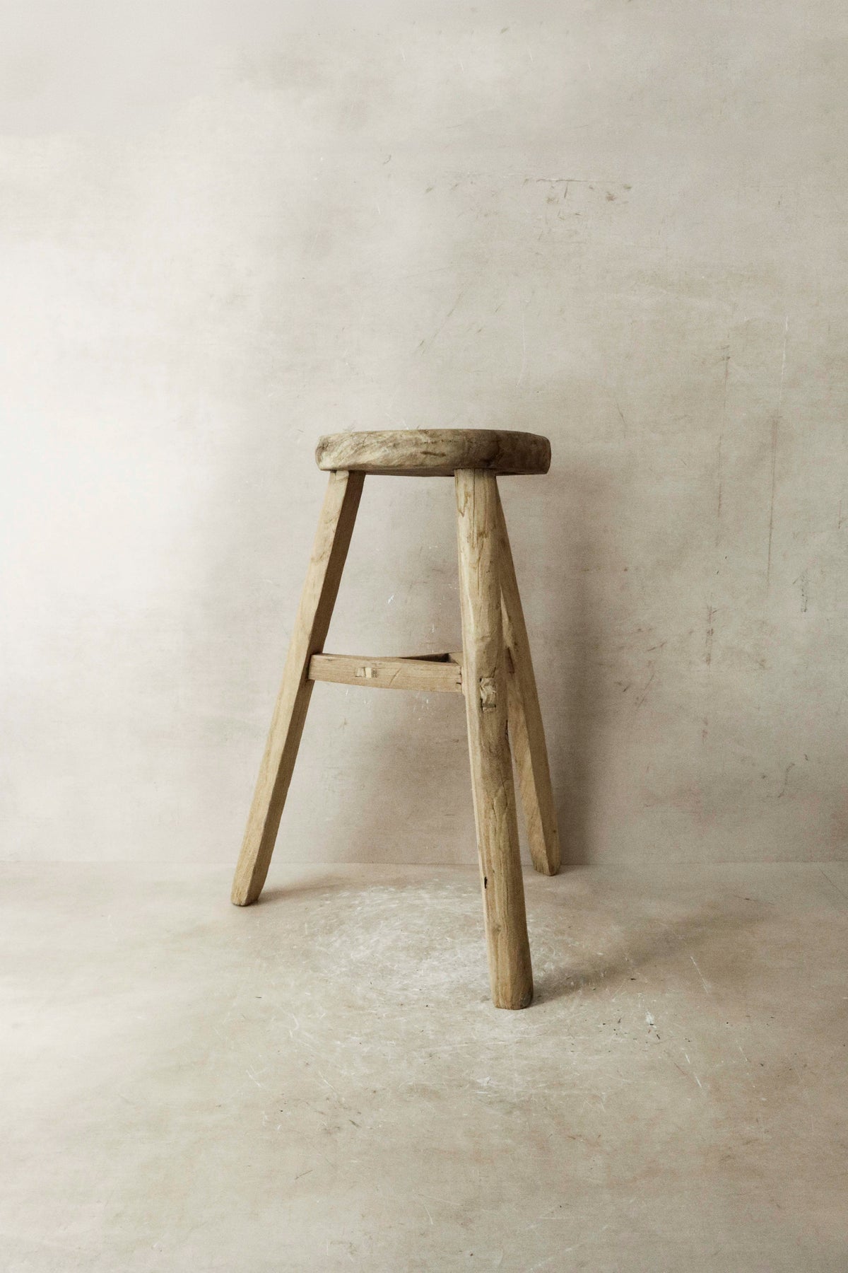 Vintage Rustic Elm Wood Stool - Round - No 26
