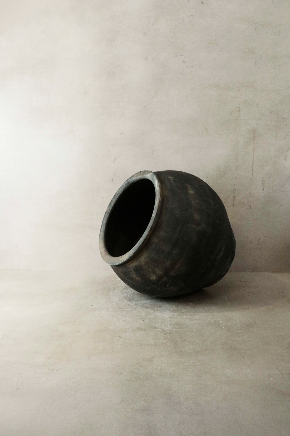 Vintage Dark Pot n° 023