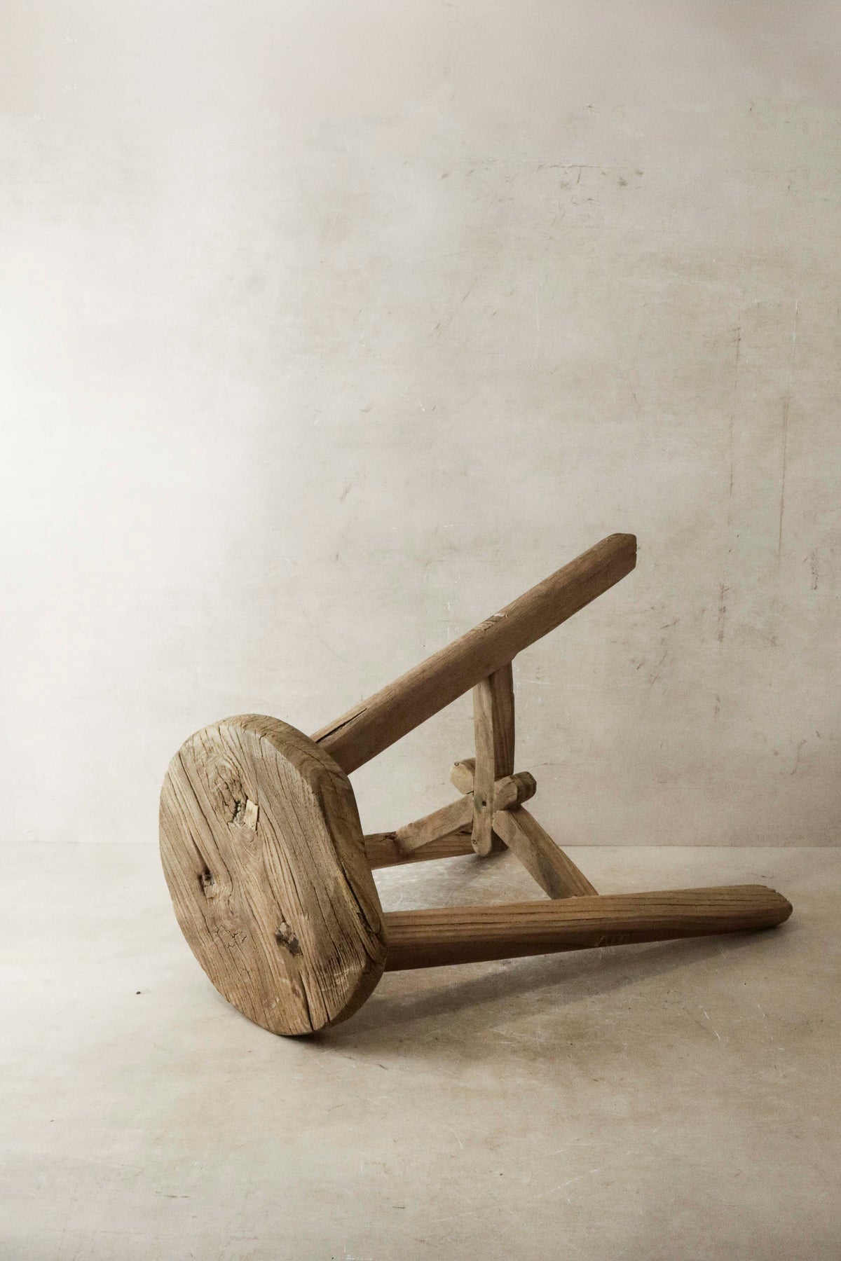 Vintage Rustic Elm Wood Stool - Round - No 21