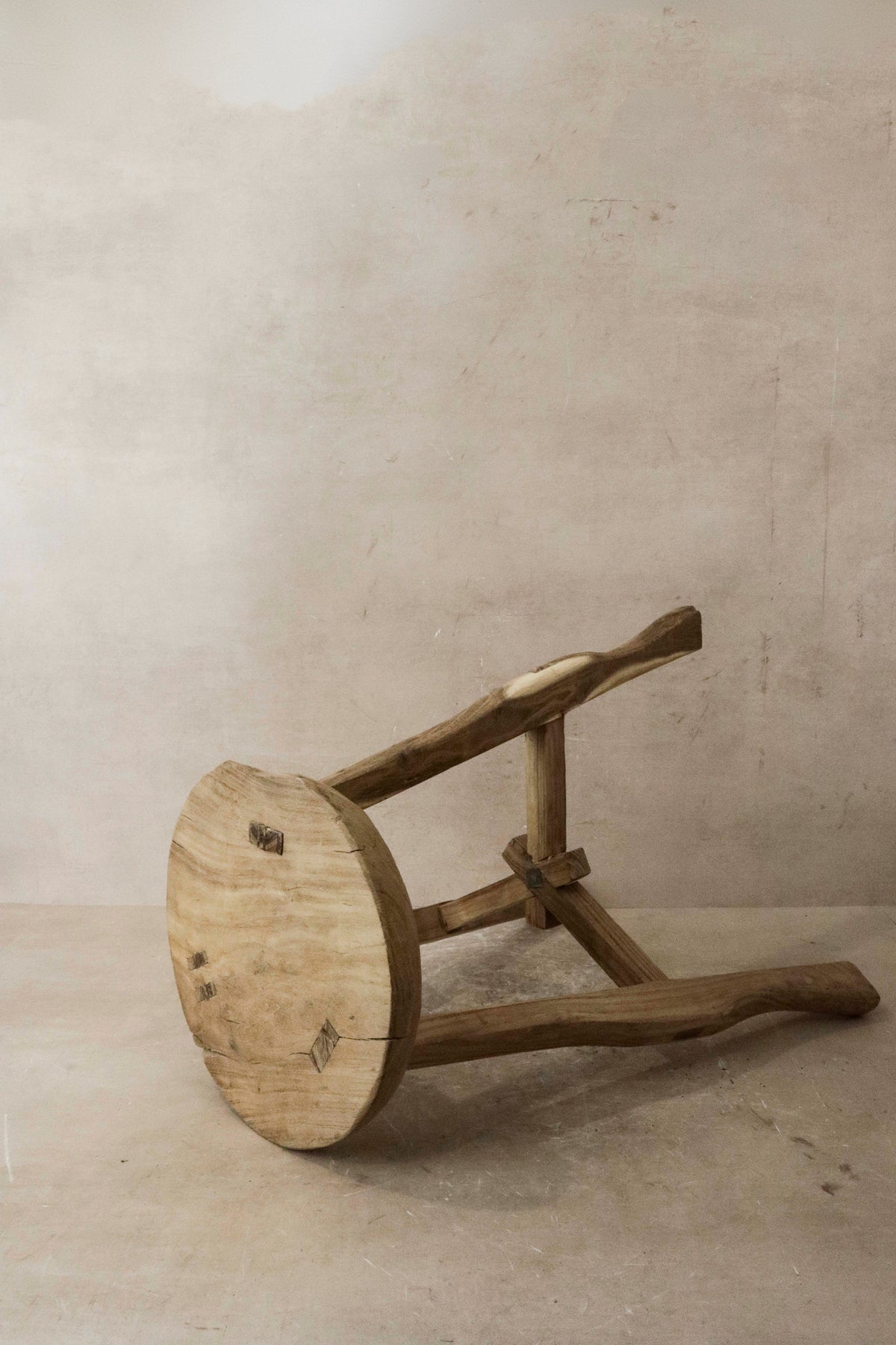 Vintage Rustic Elm Wood Stool - Round - No 40