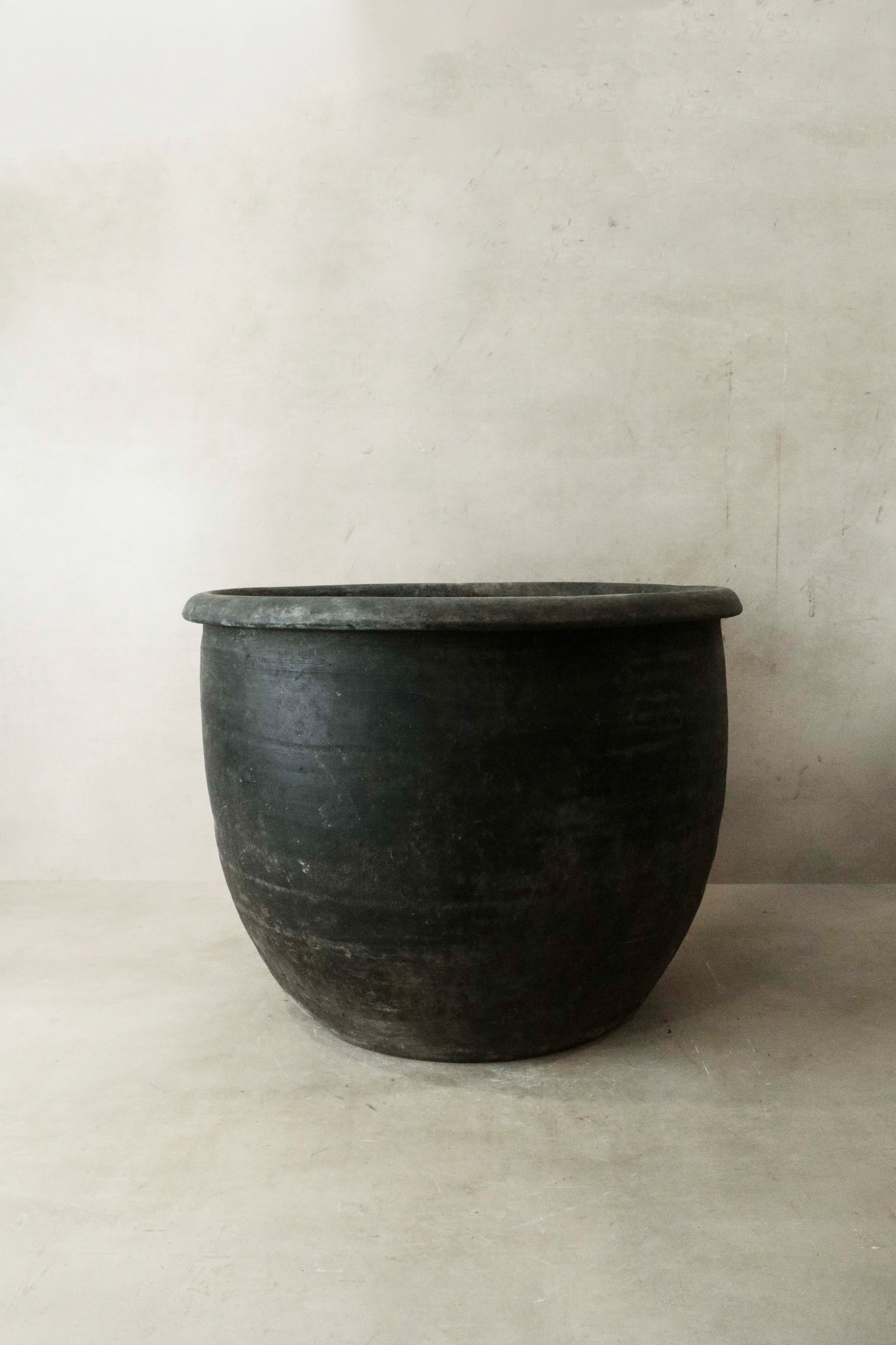 Big Old Grey Asian Pots- L002