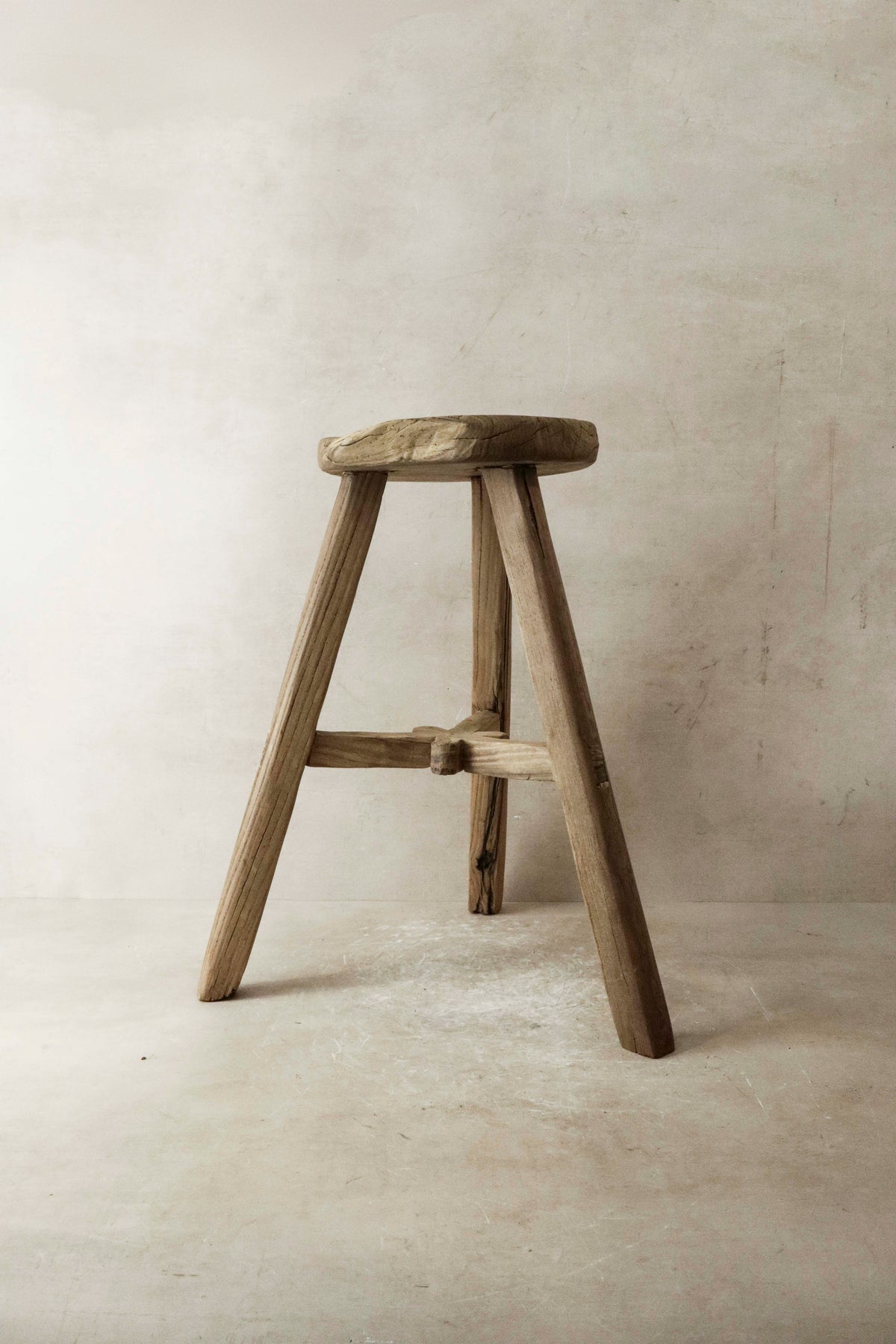 Vintage Rustic Elm Wood Stool - Round - No 21