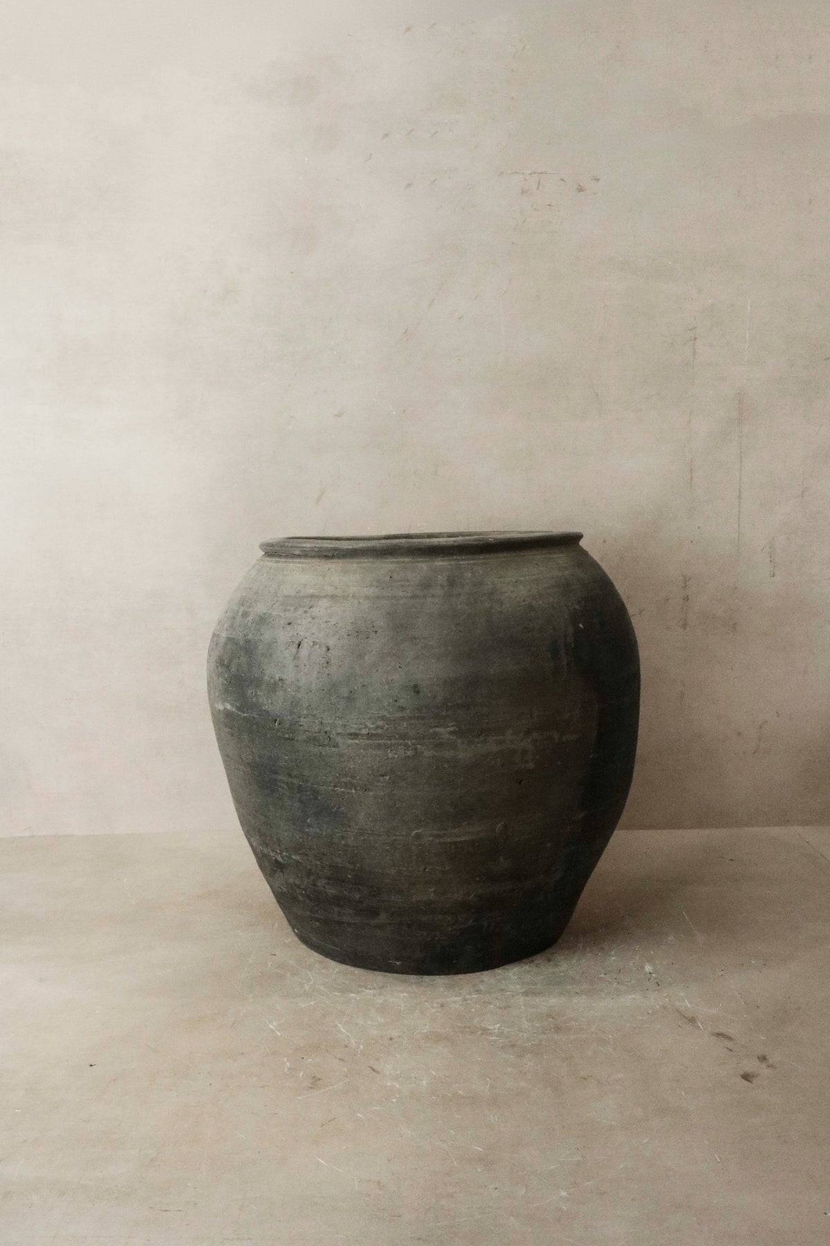 Vintage Dark Pot n° 042