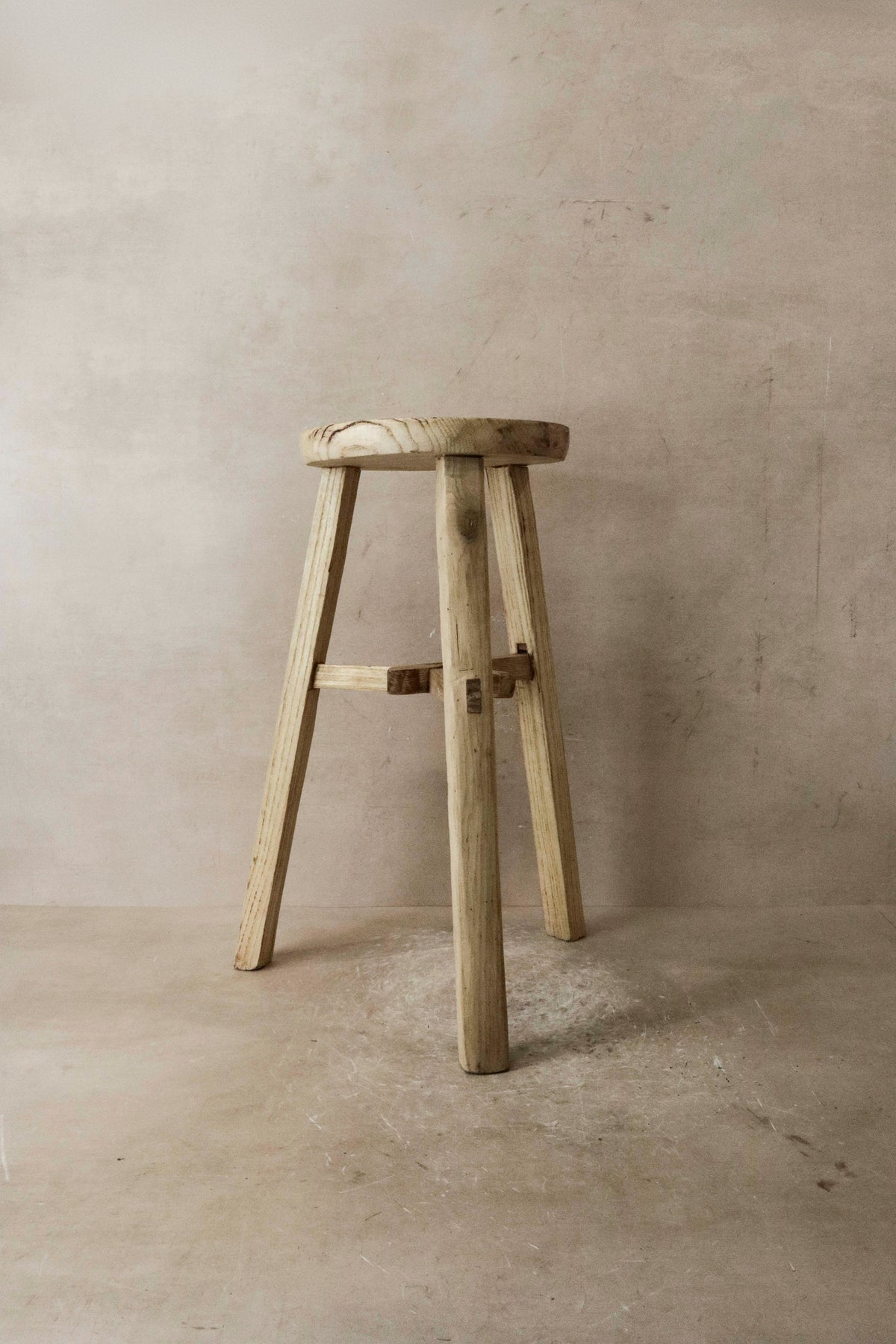 Vintage Rustic Elm Wood Stool - Round - No 37