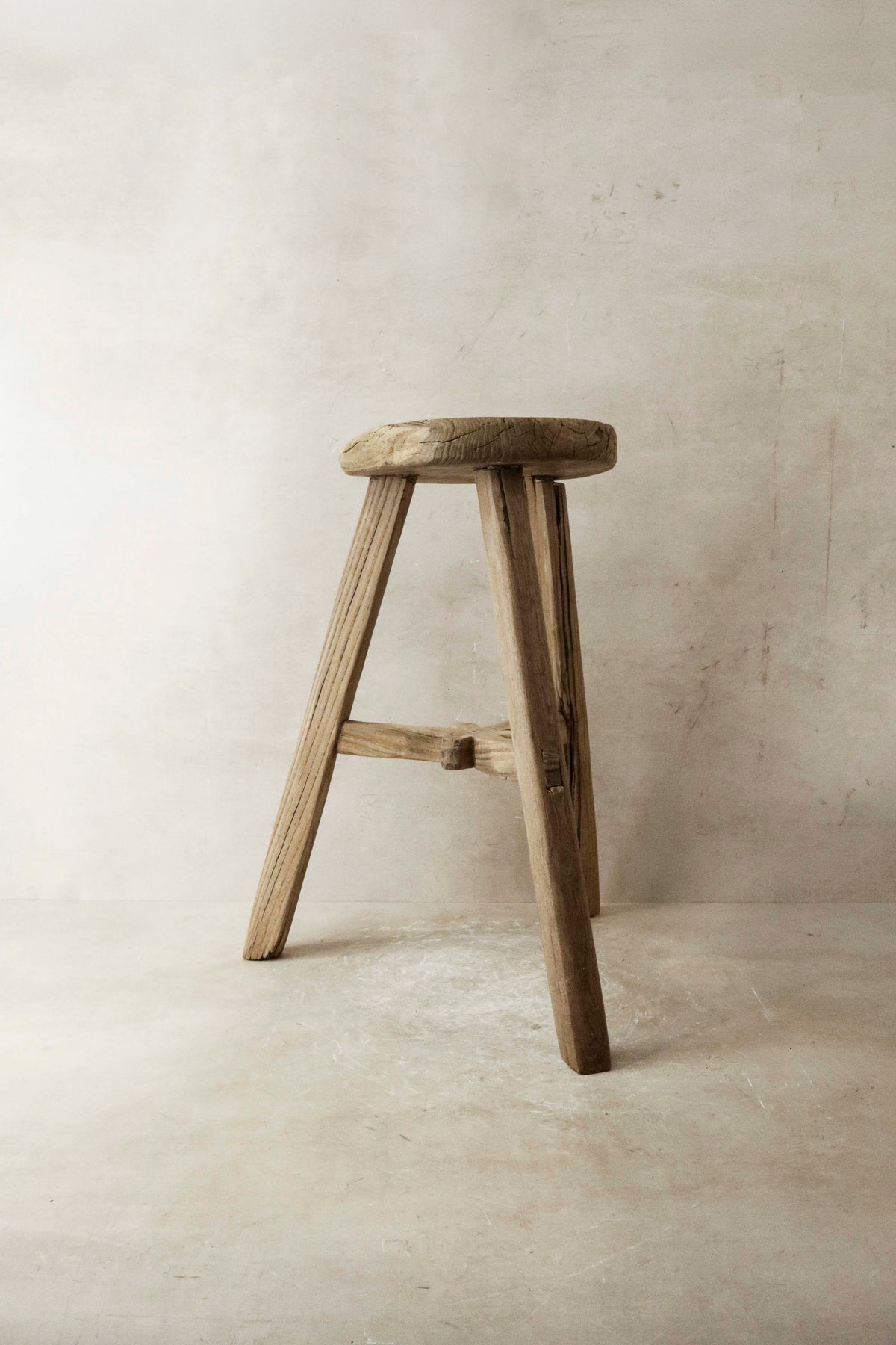 Vintage Rustic Elm Wood Stool - Round - No 21