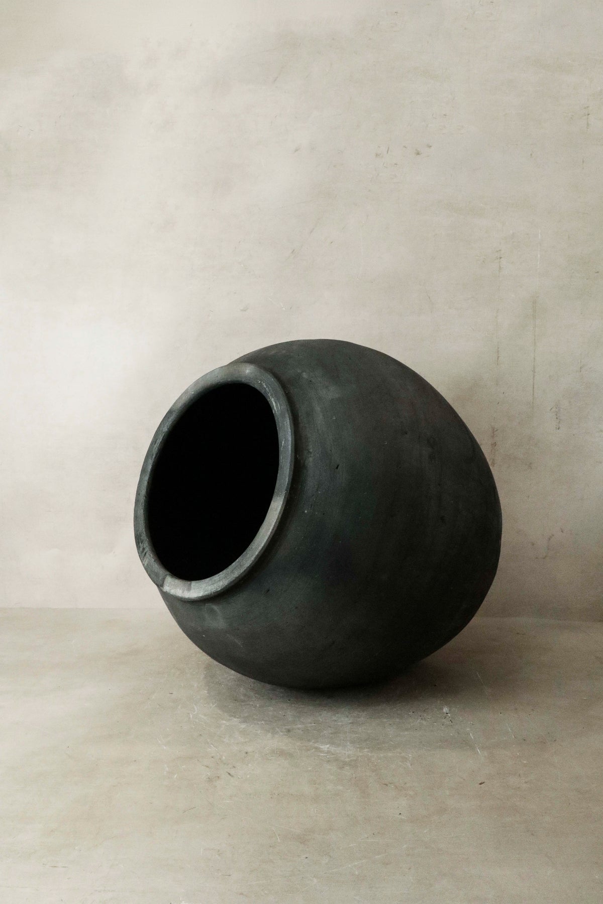 Vintage Dark Pot n° 028