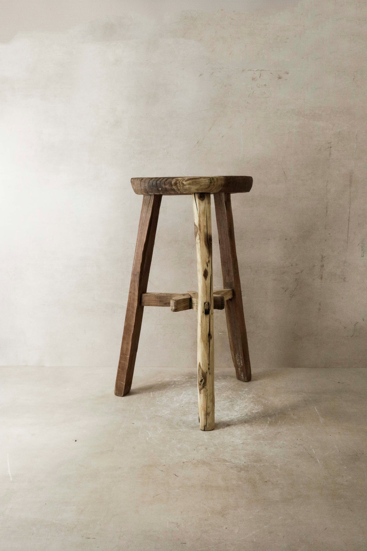 Vintage Rustic Elm Wood Stool - Round - No 23