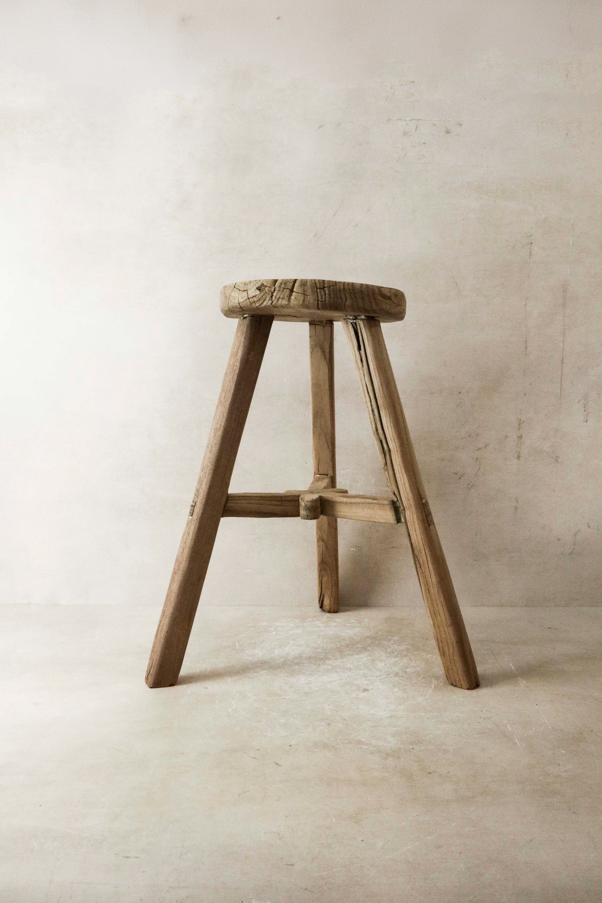 Vintage Rustic Elm Wood Stool - Round - No 21