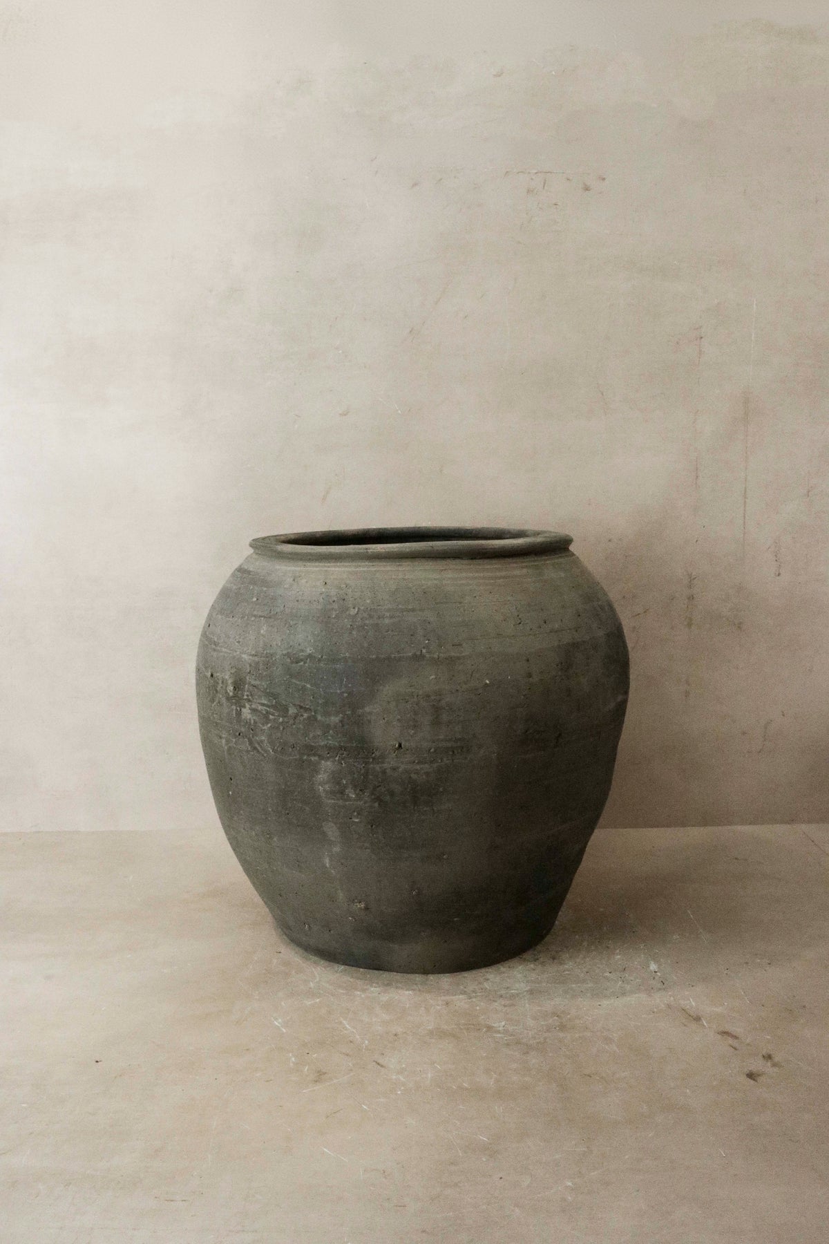 Vintage Dark Pot n° 042
