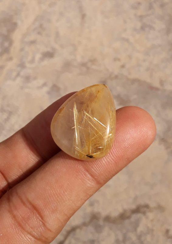 31.8ct Golden Tourmalated Quartz - Golden Rutile Quartz - Rutilated Quartz
