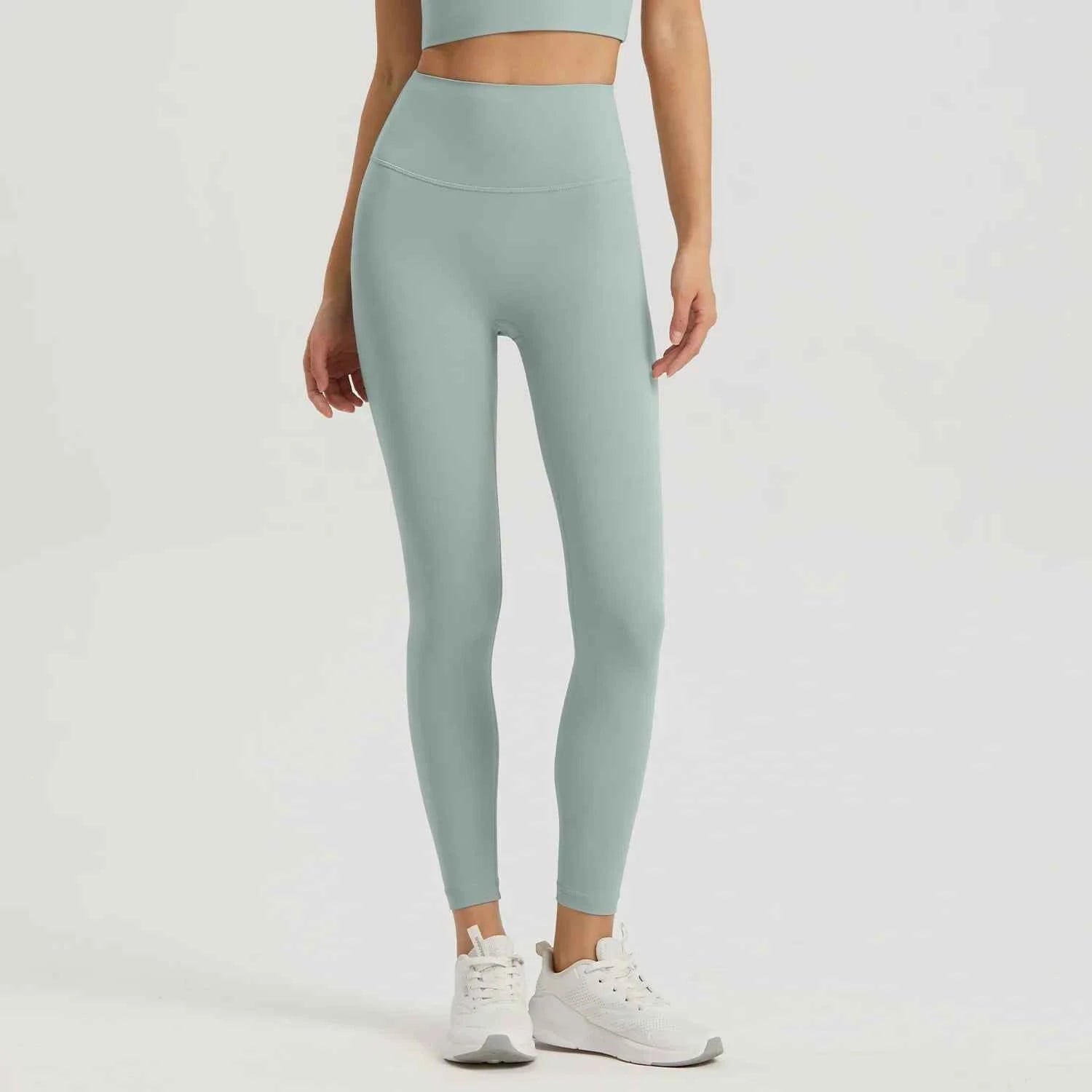 Gym Outfit High Waist Yoga Leggings for Women with Phone Pockets & U Back Sports Bra Set