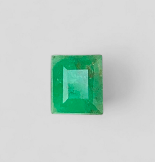 0.80Ct Emerald for sale - Budh Ratna - Zamurd - Pachu Stone, Markat Mani Stone - 7x6mm