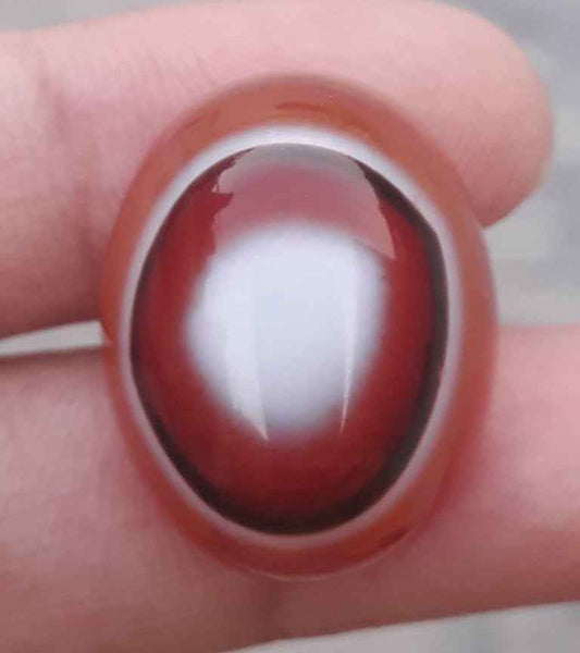 38.6ct Natural White Eye Agate For Sale - Aqeeq - Dimension 23x18x12mm