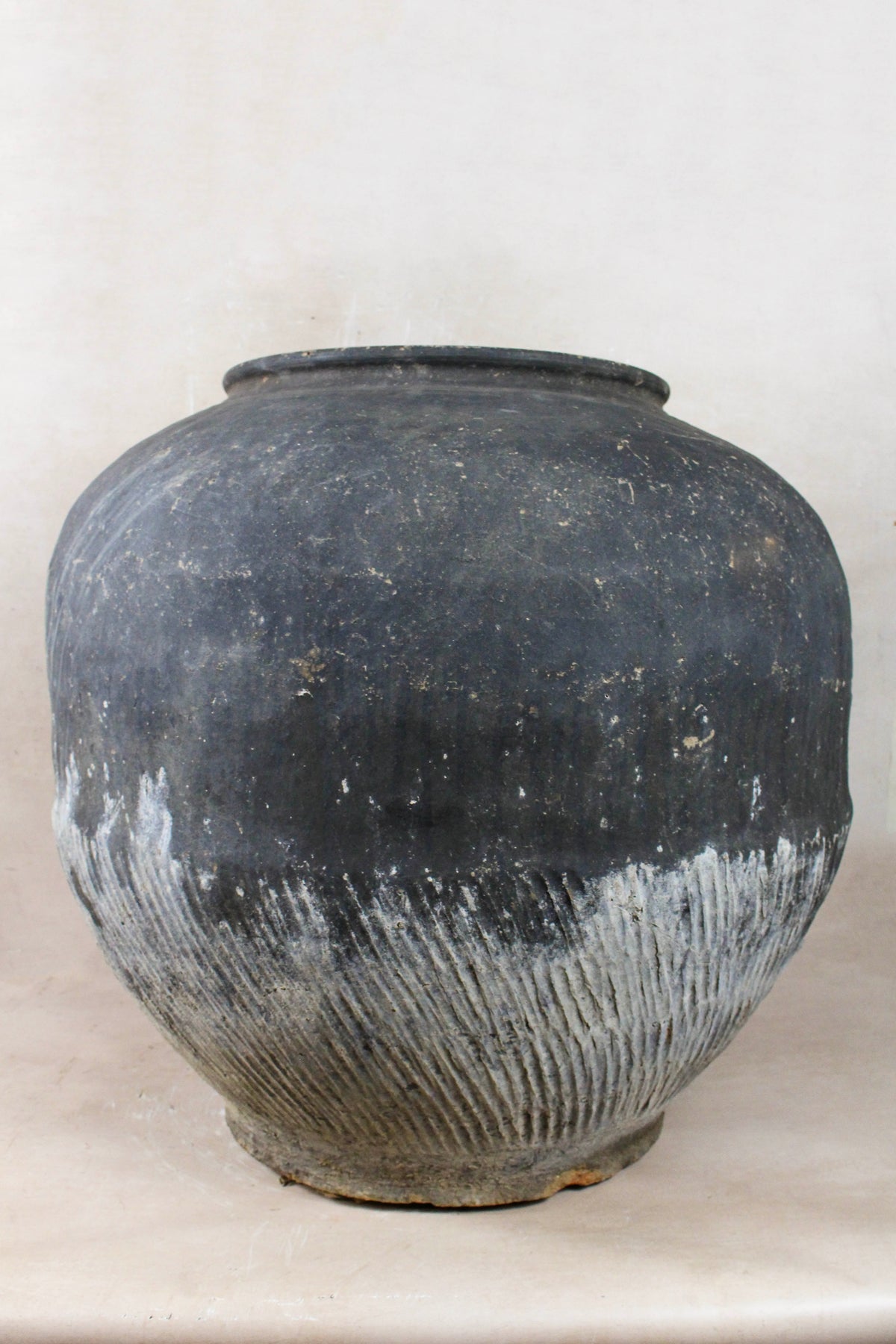Vintage Dark Pot XL  - Nº 12
