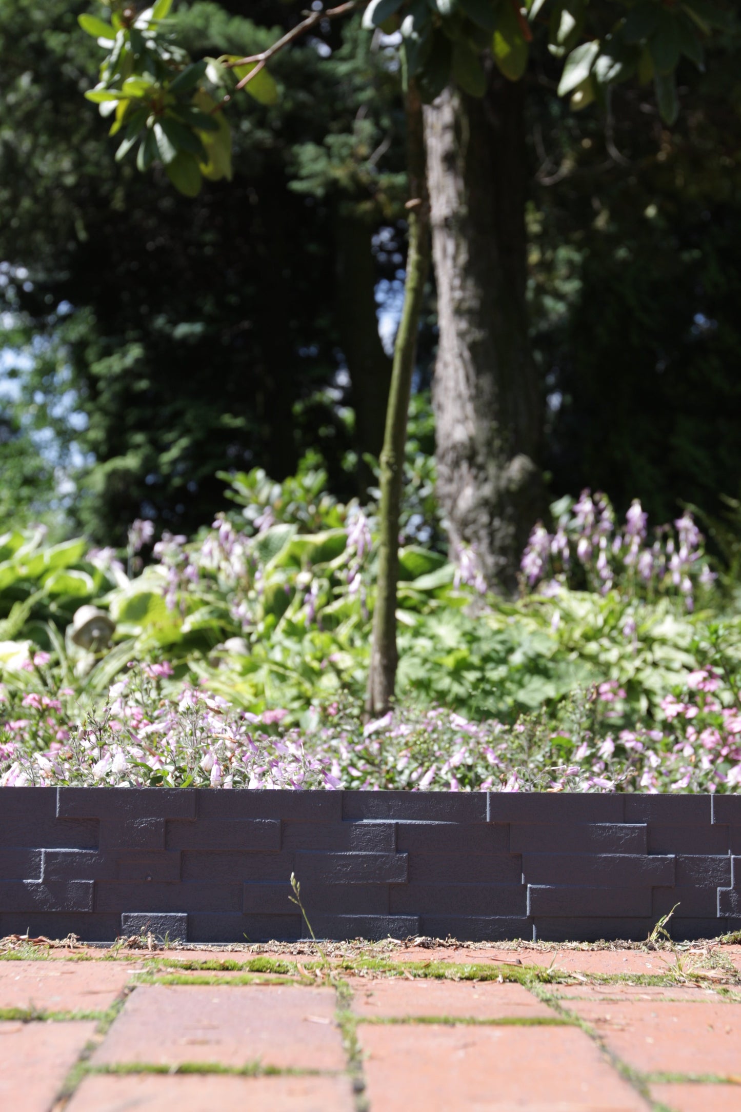 Lawn Edging, Plastic Palisade Slate Effect, 2.38m, Gray for Home and Garden Use