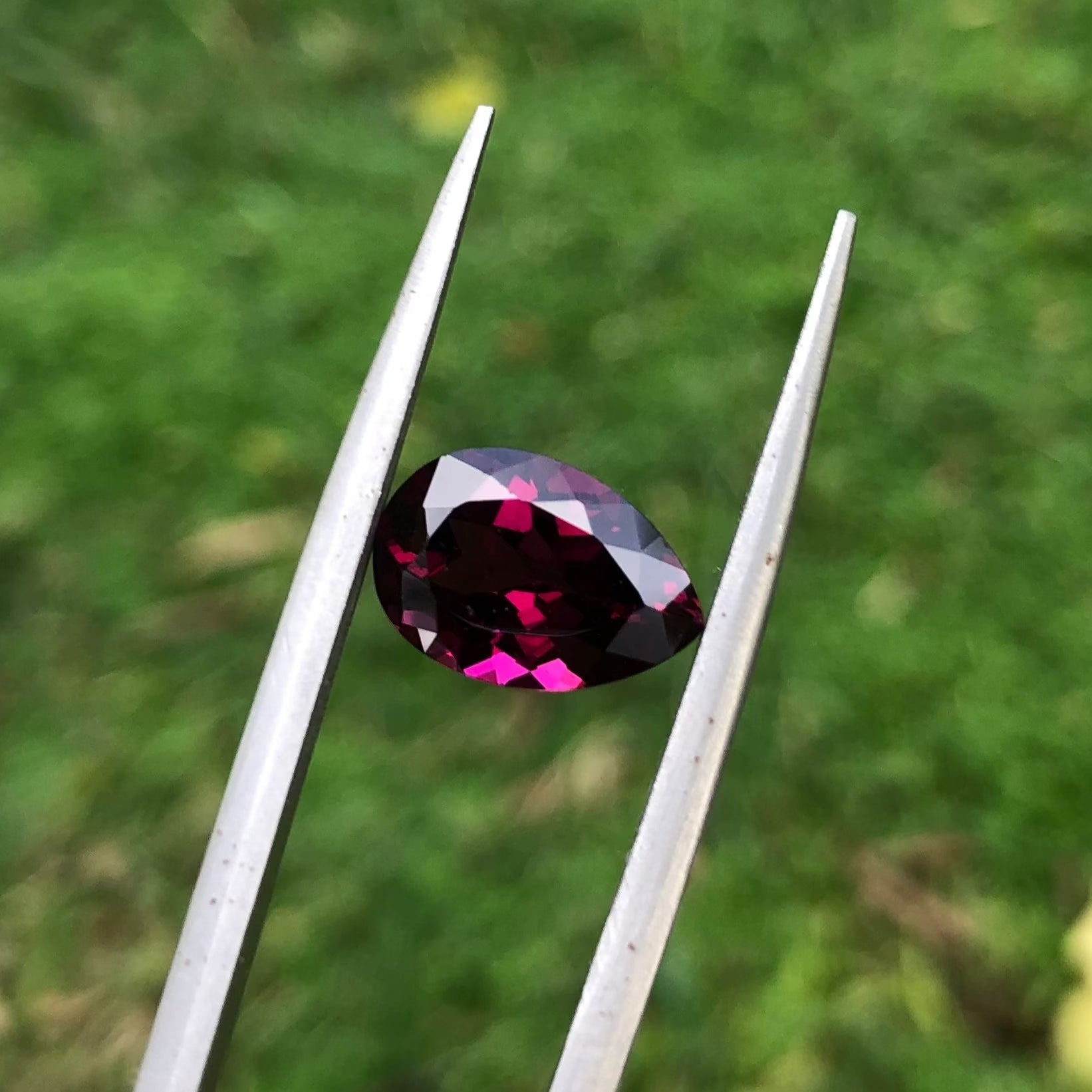 4.1ct Pyrope Garnet - Natural Faceted Pyrope Gem -