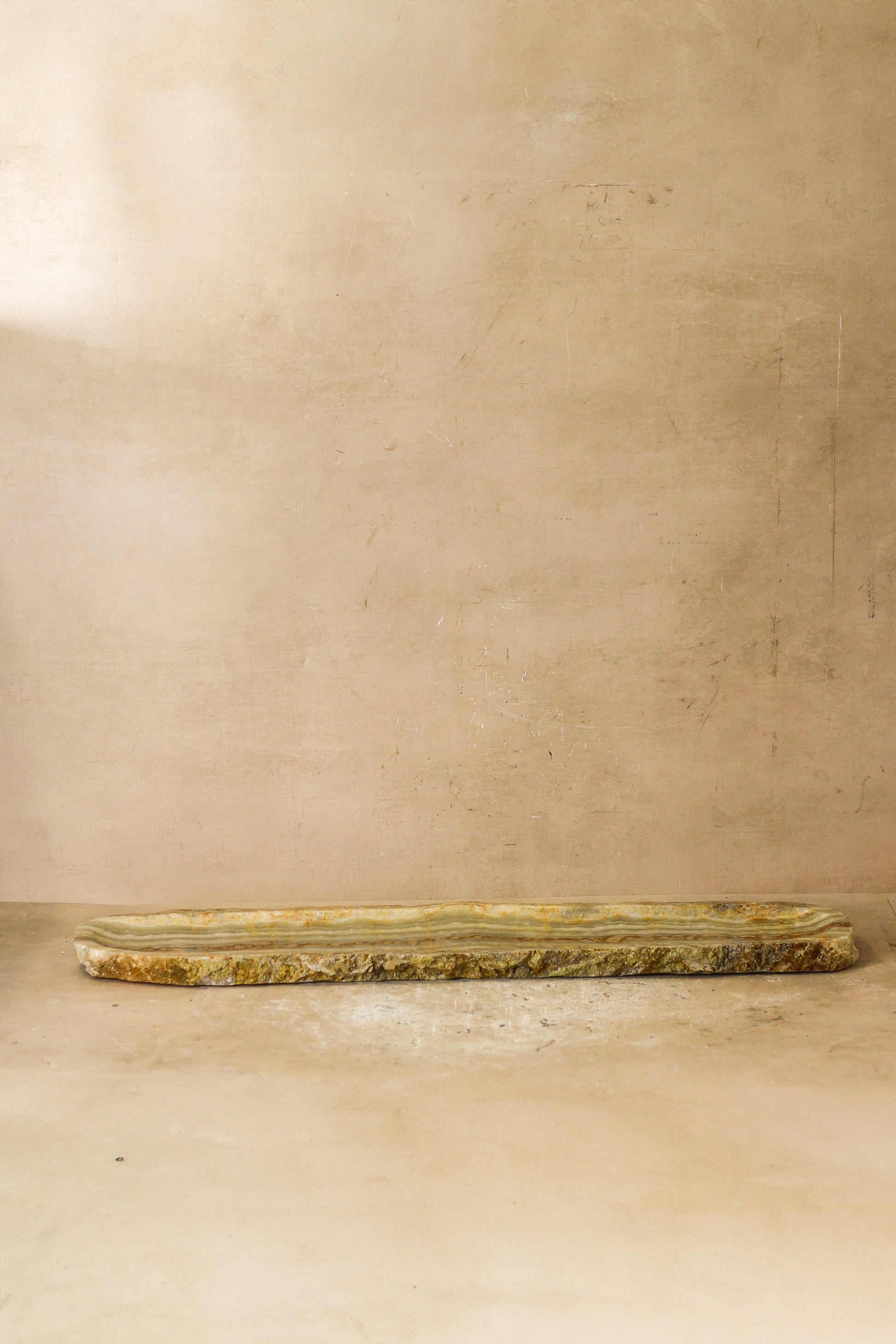 Premium Onyx Tray Raw Edge No 15
