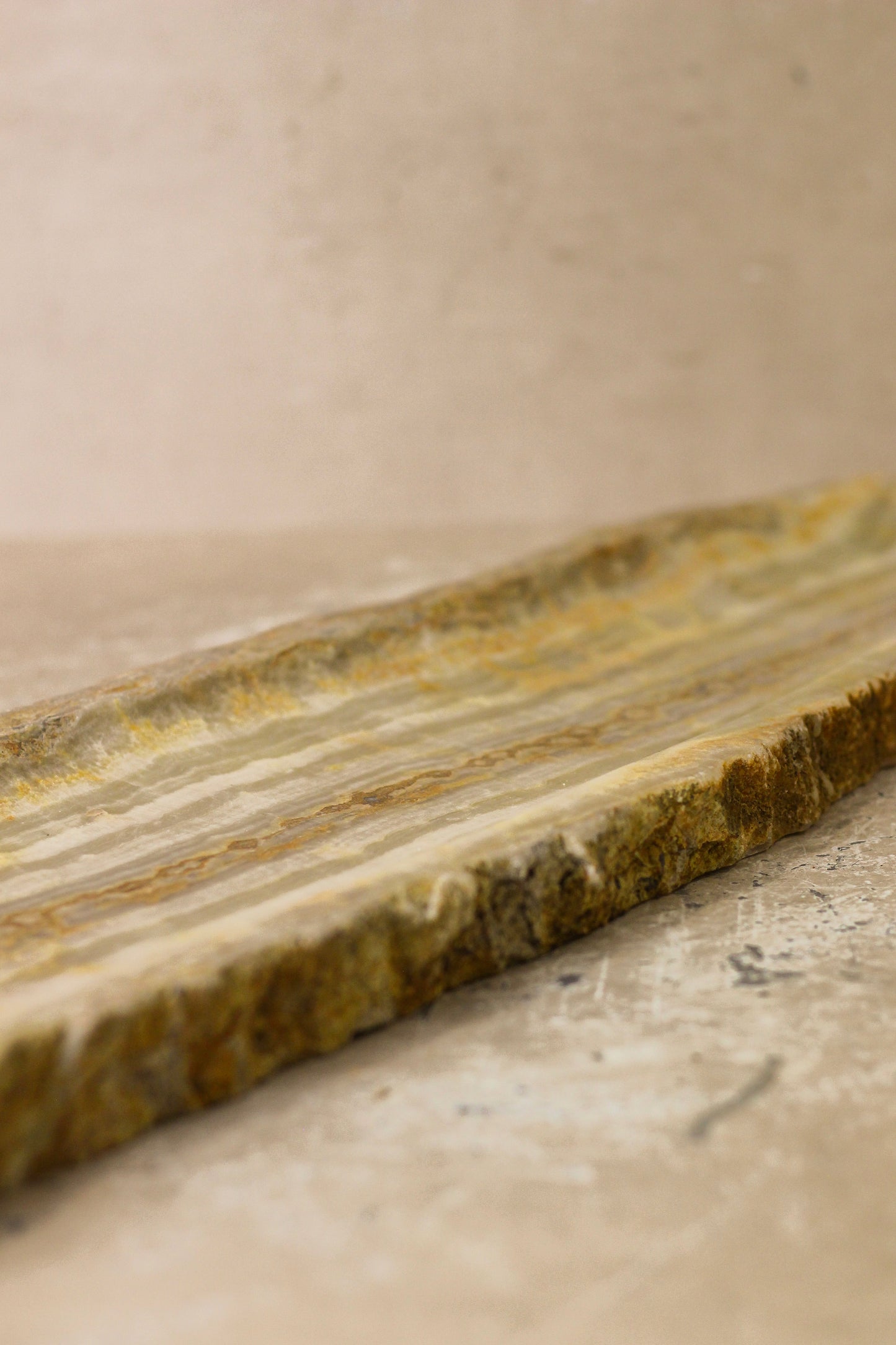 Premium Onyx Tray Raw Edge No 13