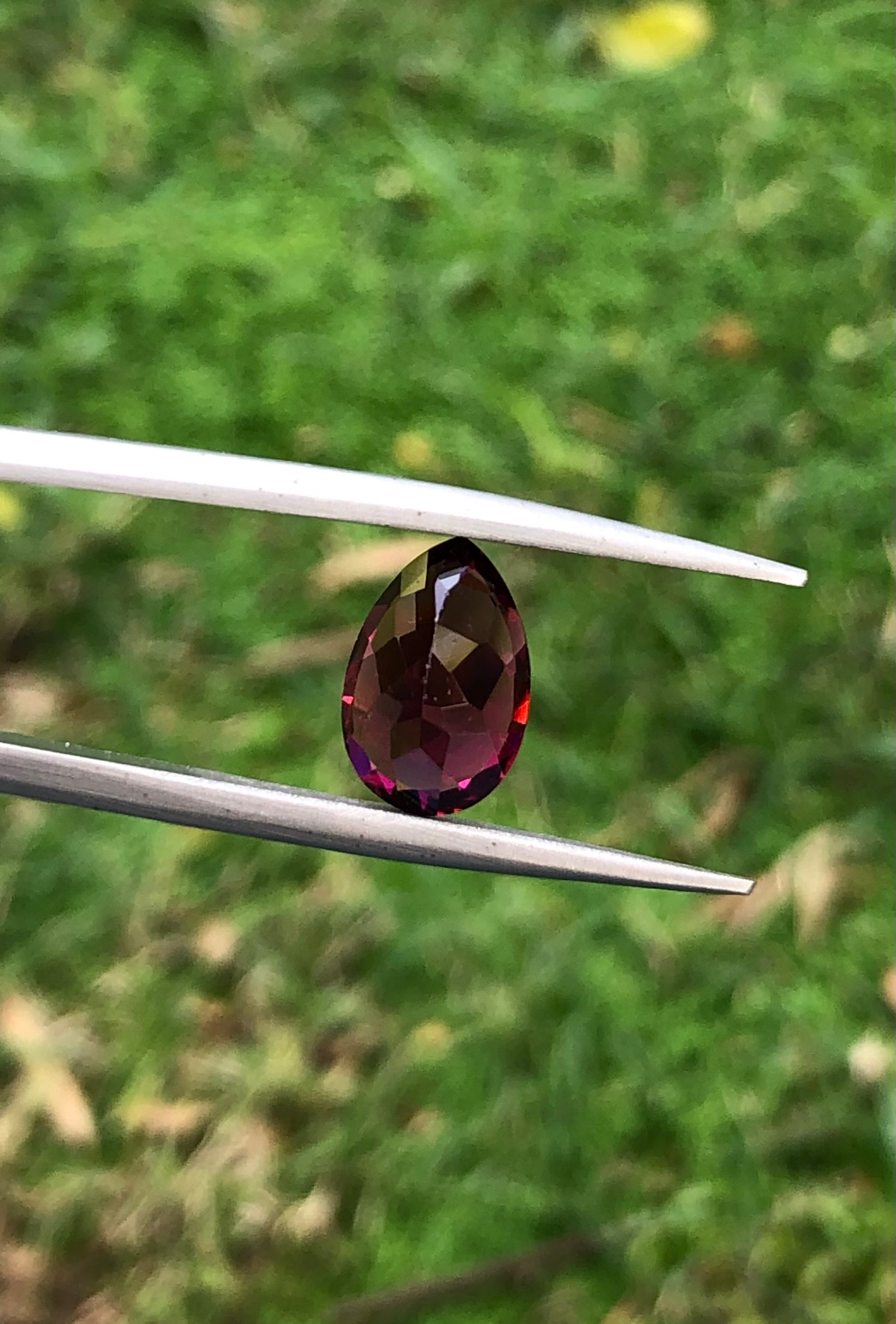 4.1ct Pyrope Garnet - Natural Faceted Pyrope Gem -