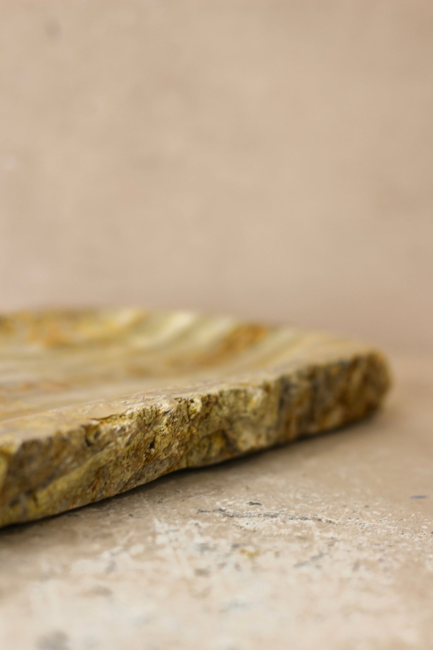 Premium Onyx Tray Raw Edge No 15